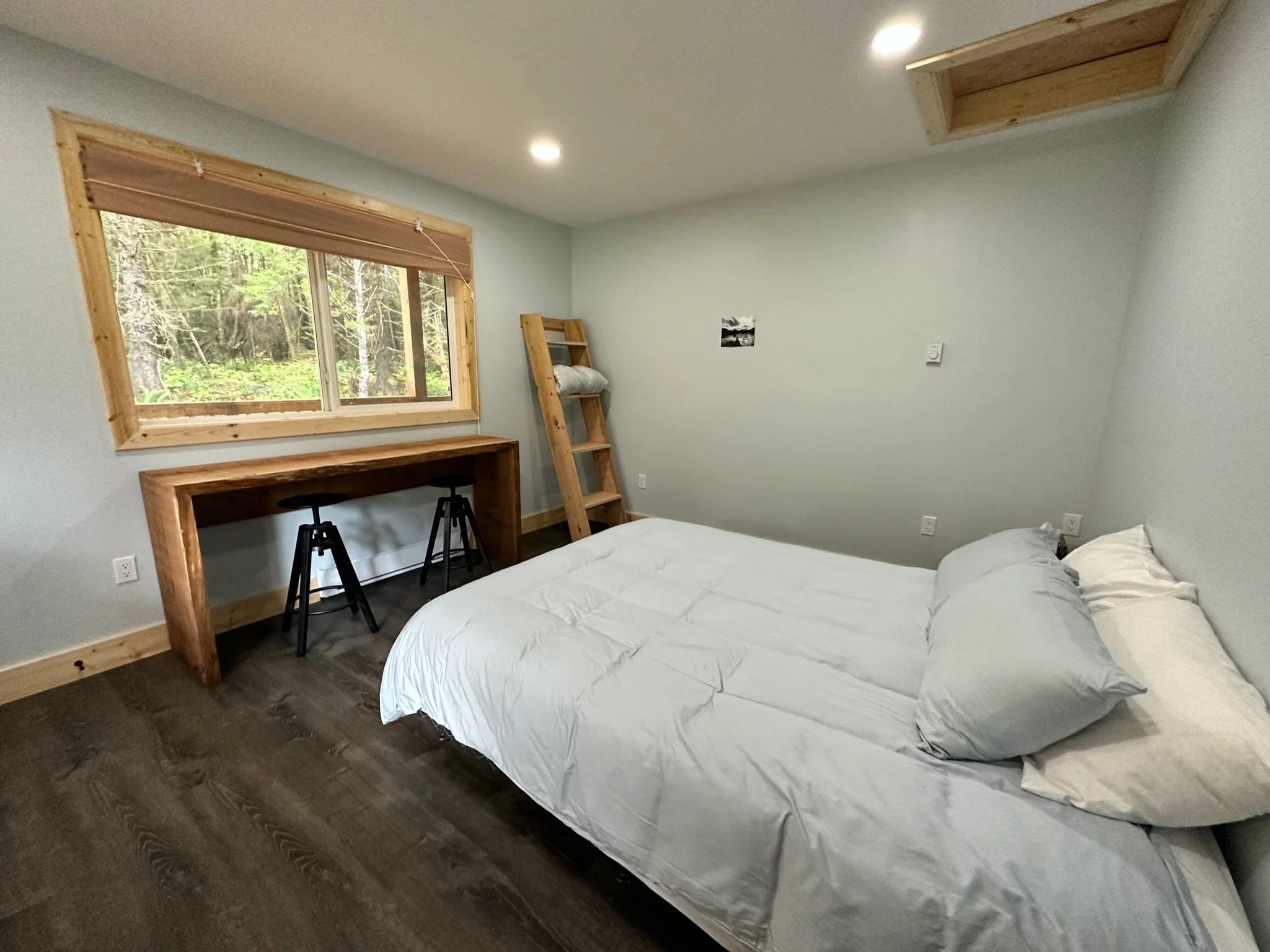 Single room with view.JPG