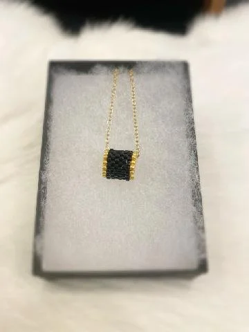 Small Beaded Pendant Necklace - Black