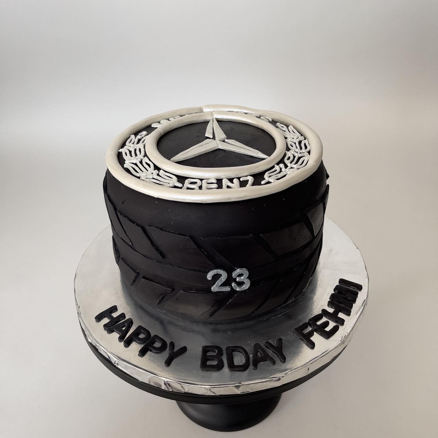 When your asked for a wheel cake &amp; logo&hellip;you give it to them! 🚙 #customcakes #gourmet #carcake #chocolatecake #brigadeirofilling #blairstown #hackettstown