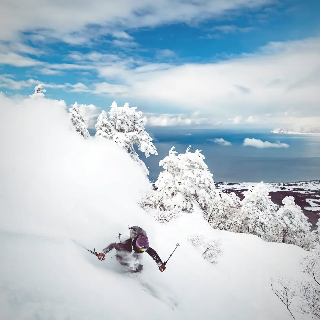 In the next episode of the pod, we head to Japan&rsquo;s northern island of Hokkaido to speak with John Greiner of Iwanai Resort. Sitting quietly to the northwest of the famous resorts of Niseko United, Iwanai is regarded as Japan&rsquo;s best cat sk