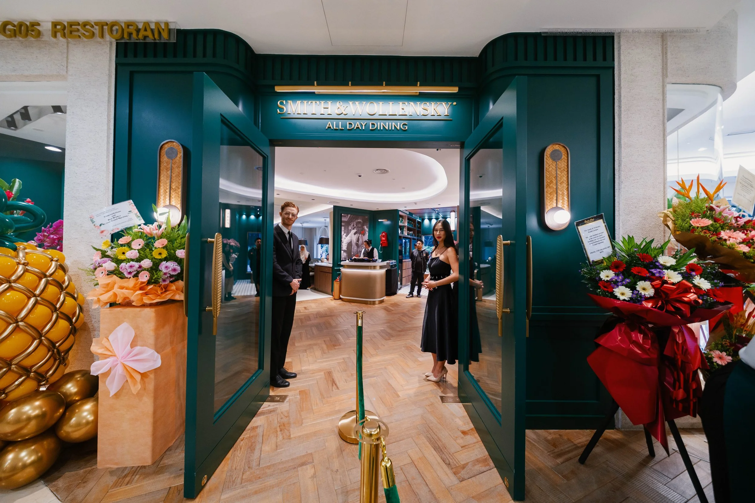 Smith&WollenskyKL-01_07309-PhotobyAllIsAmazing.jpg