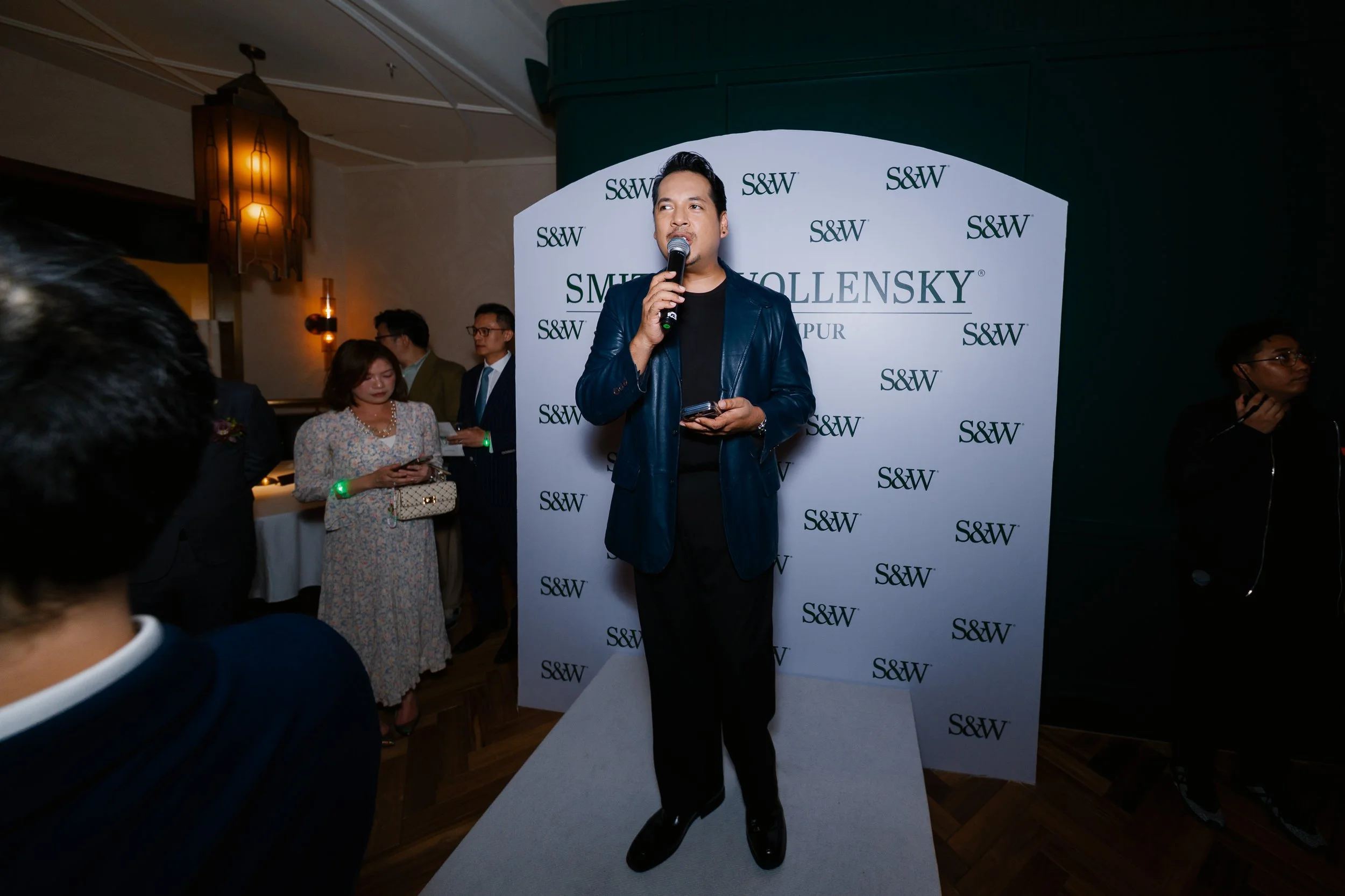 Smith&WollenskyKL-01_07656-PhotobyAllIsAmazing.jpg