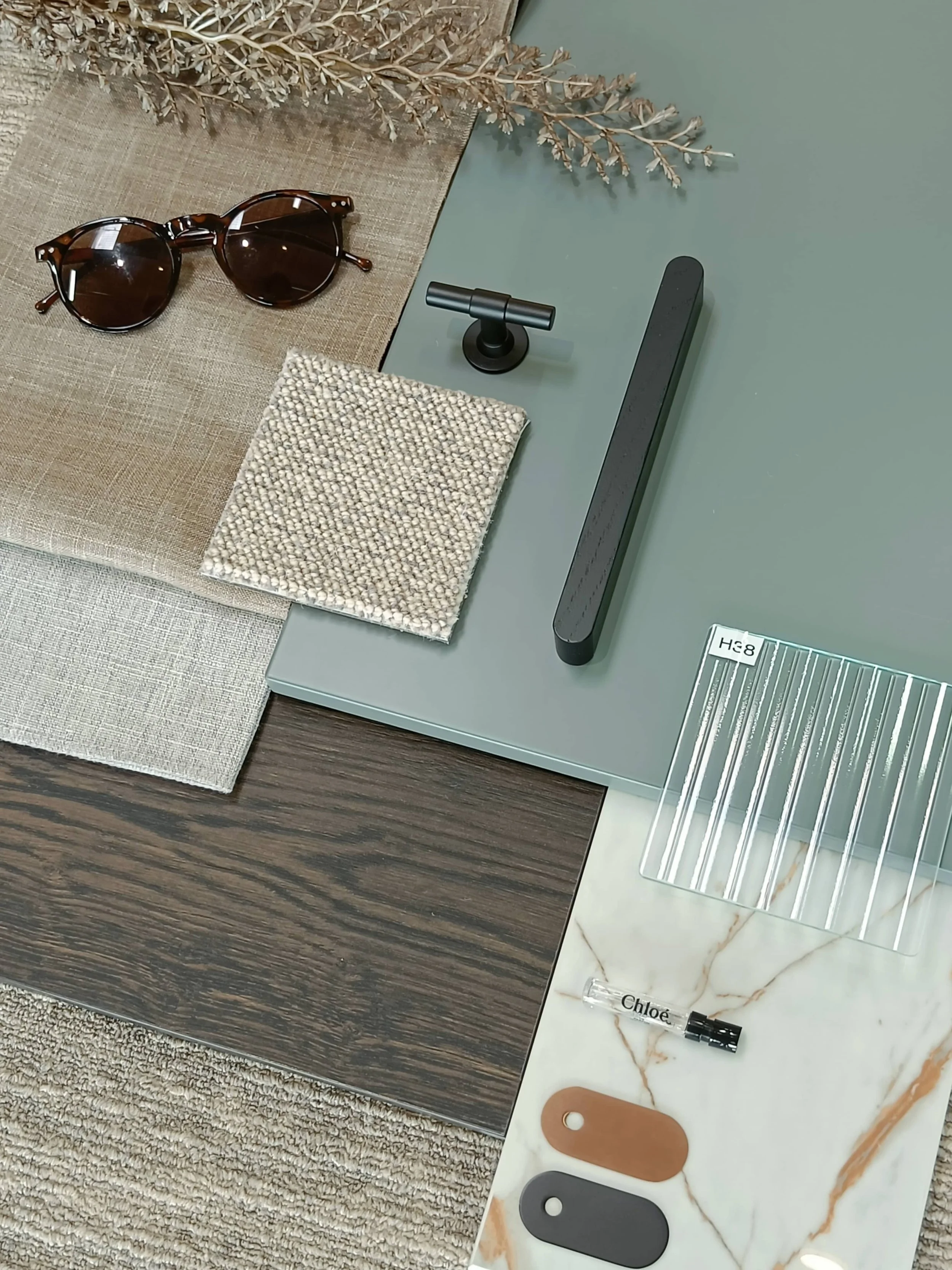 Pintamateriaali moodboard