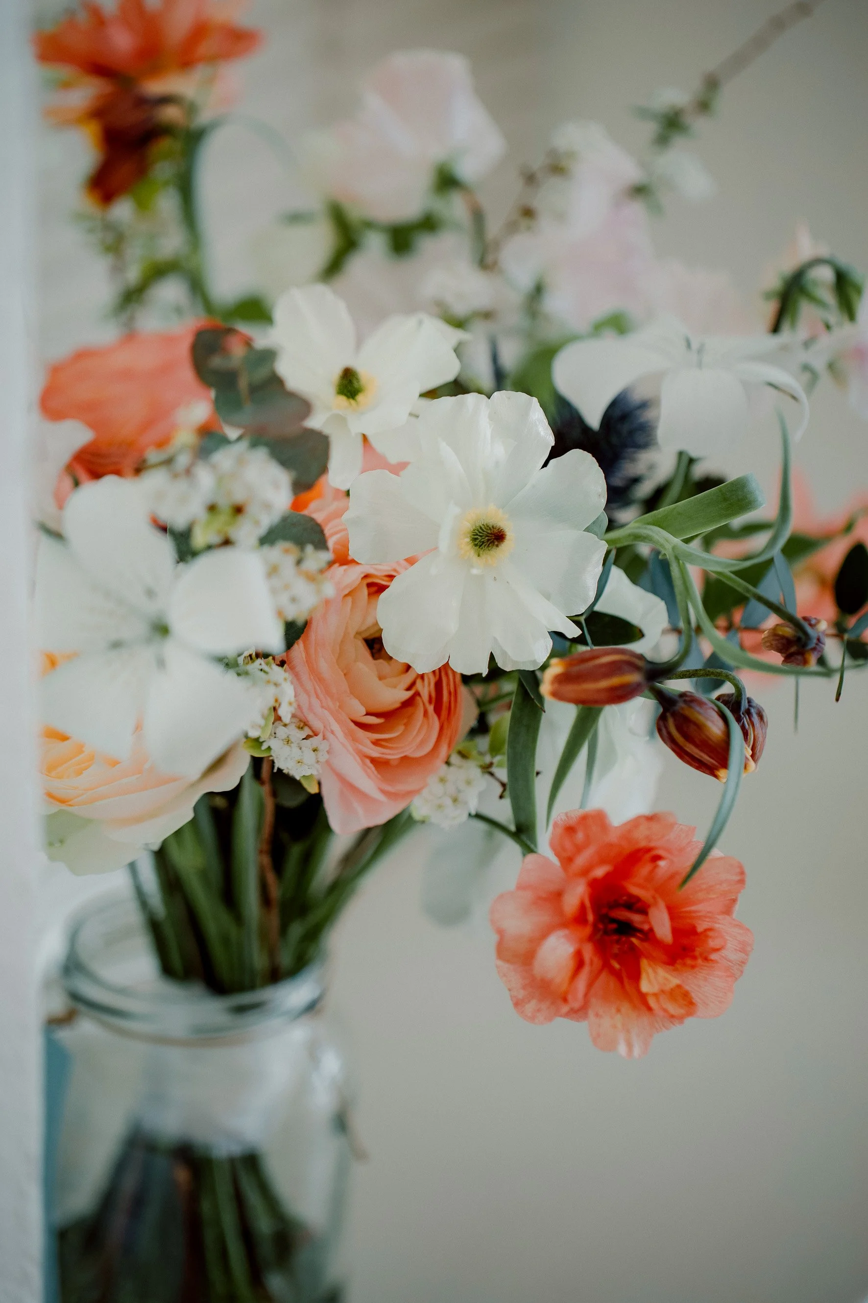 coulouful bridal bouquet.jpg