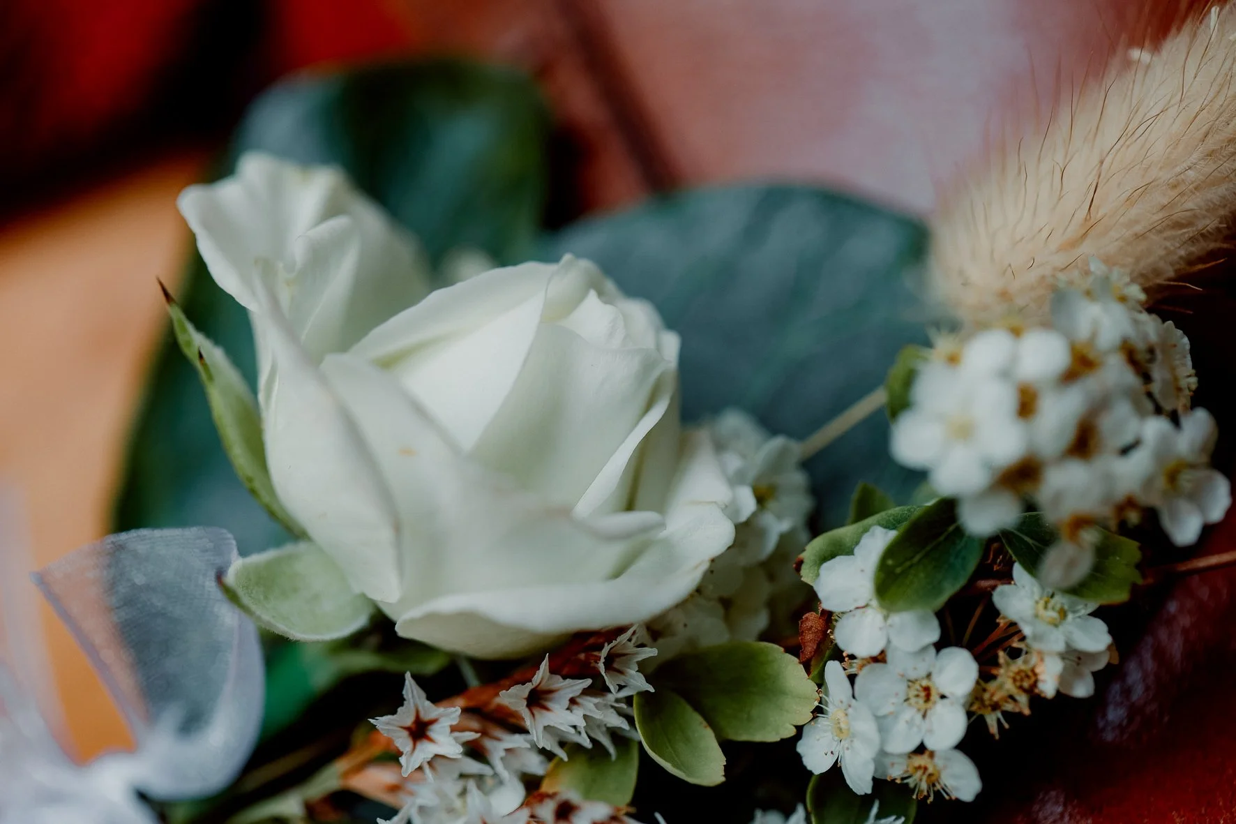 grooms flowers.jpg