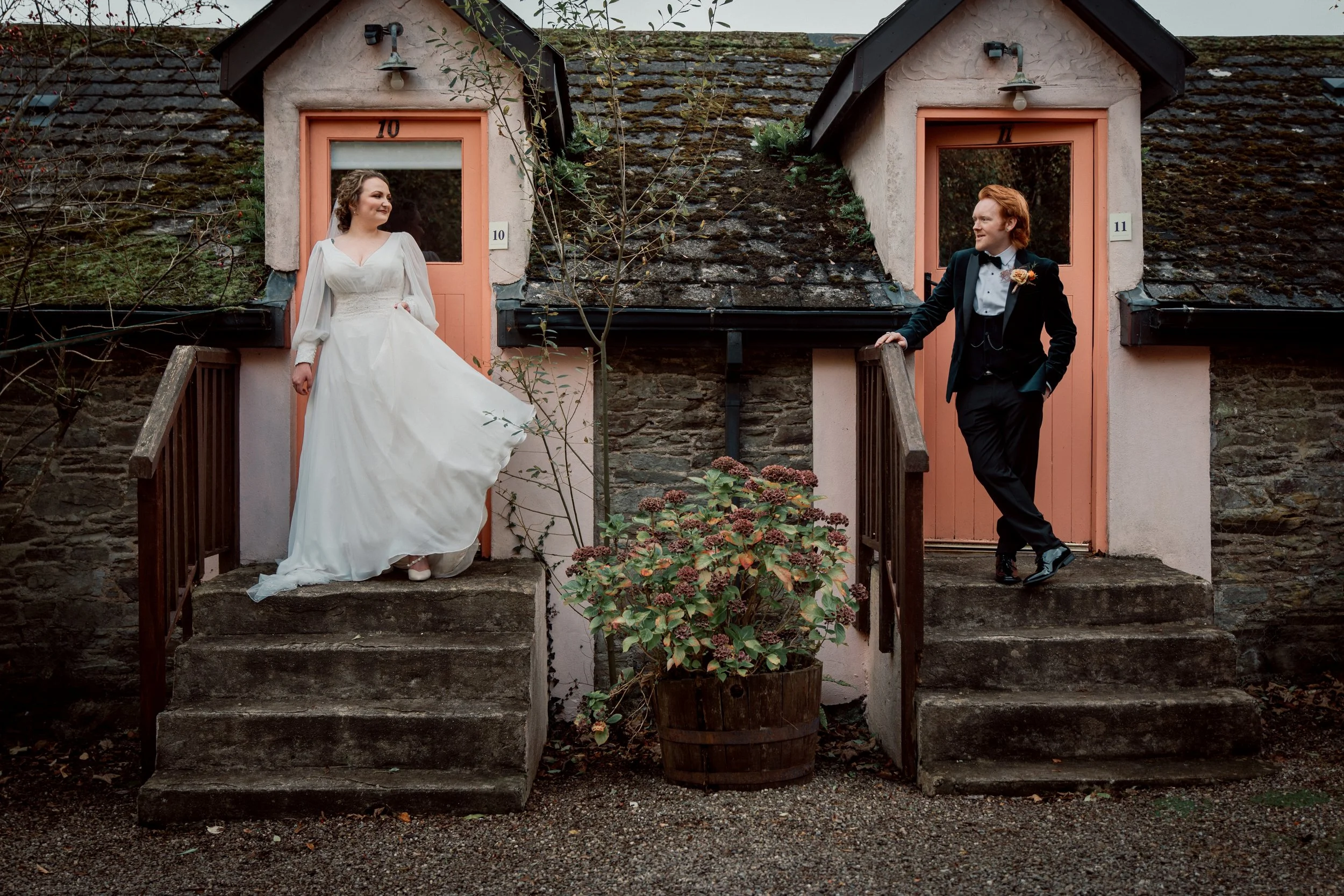 bride and groom at Barnabrow house wedding venue in Cork