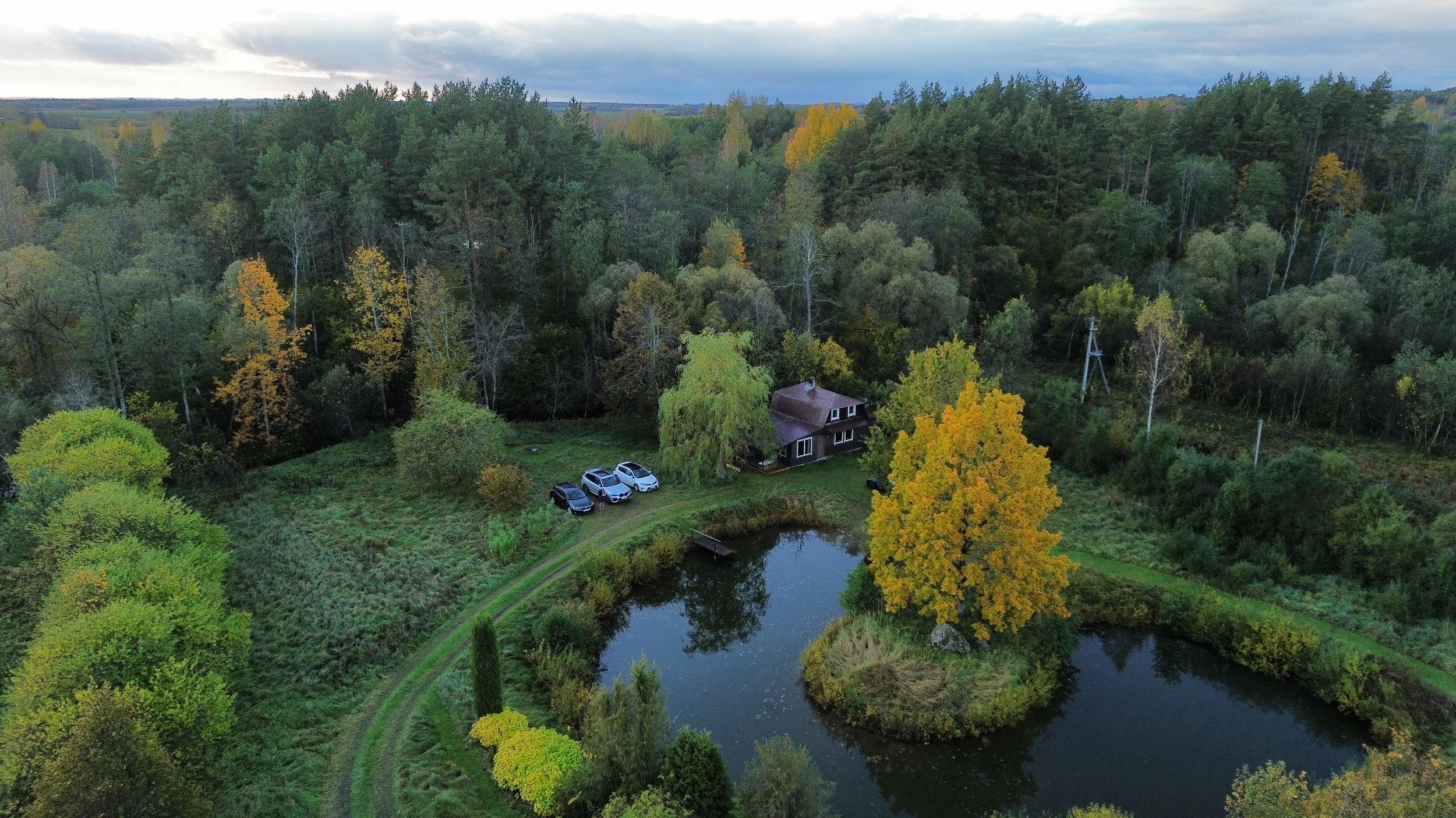 dji_fly_20251012_175708_883_1760281213140_photo_optimized.jpeg