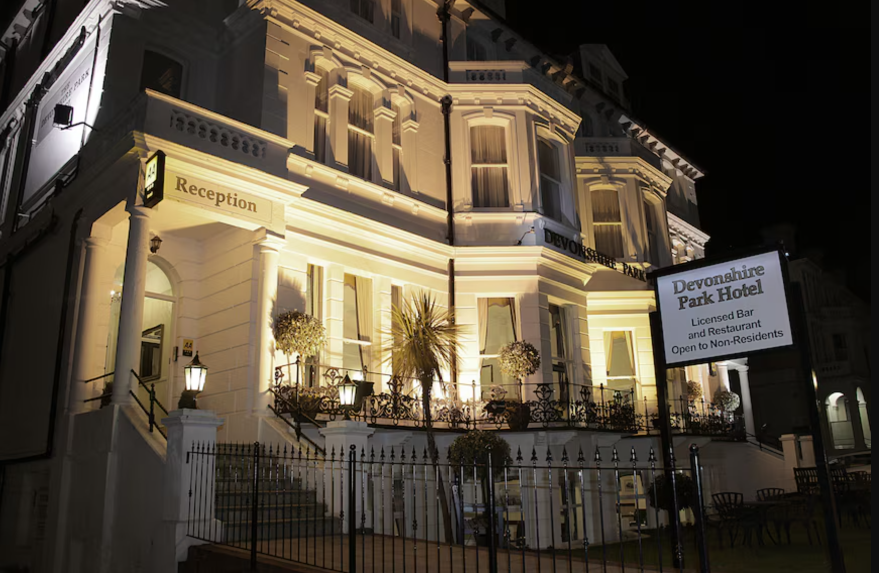 DEVONSHIRE PARK HOTEL
