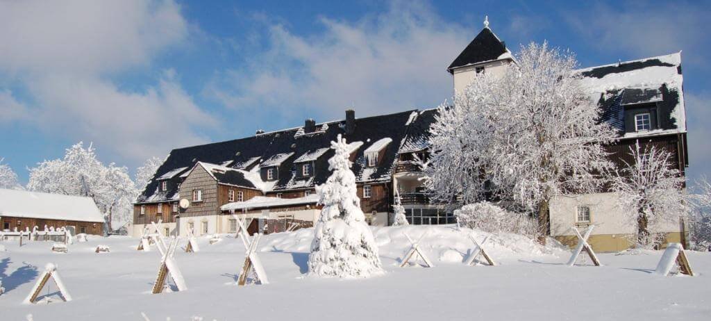 Winterhotel_Erzgebirge-min.jpg