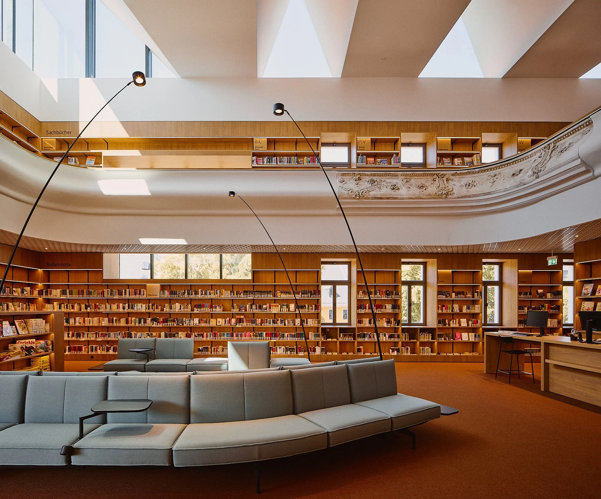 Photoshoot of the Erich Loest City Library in Mittweida by Raum und Bau Architekten