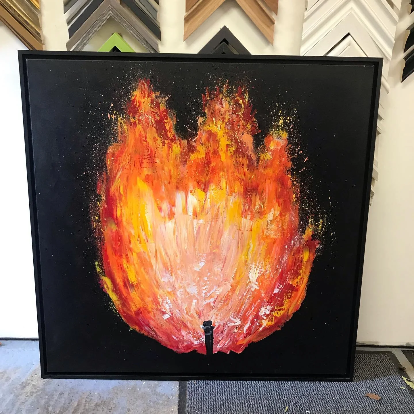 Canvas in tray frames, part of exhibition for Surrey Artists
@sophiemogfordrevess.art 
#pictureframing #art #wallart #framing #pictures #mounting #artoftheday #glass #hangingart #farnhamframing #farnhampictures #farnhamart #Surrey framing #surreyart 