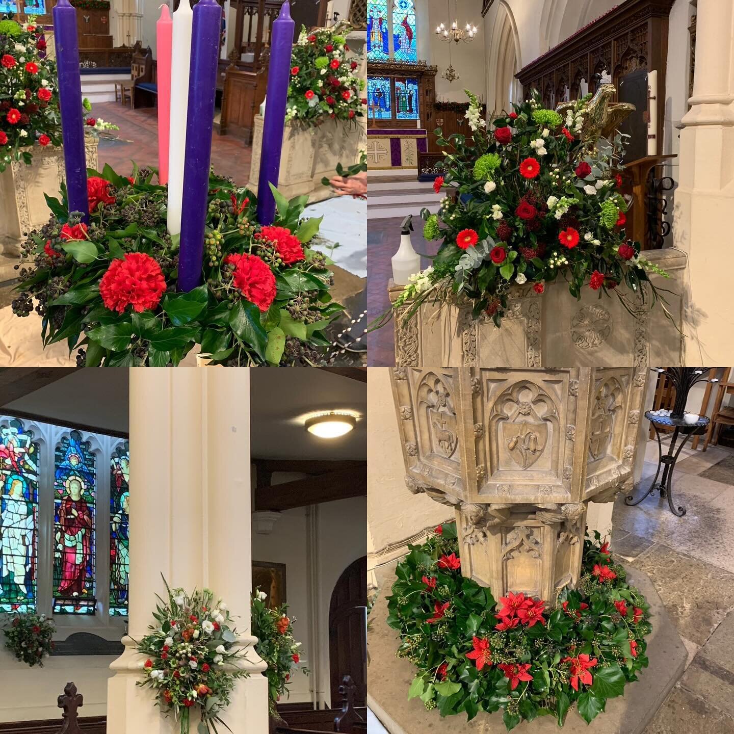 Festive flowers in church, come and enjoy the wonderful arrangements by our flower team #wimbledonvillage #churchflowers #festiveflowers