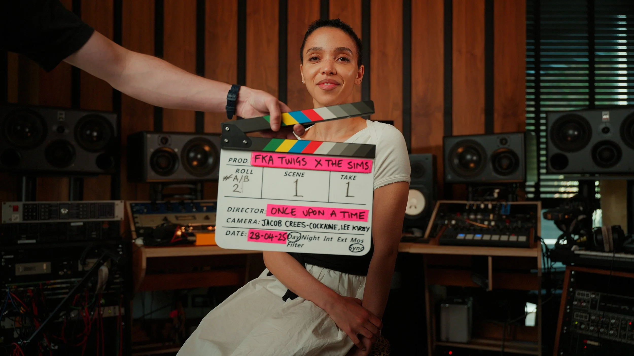 TWIGS STILL 6_1.1.1.jpg