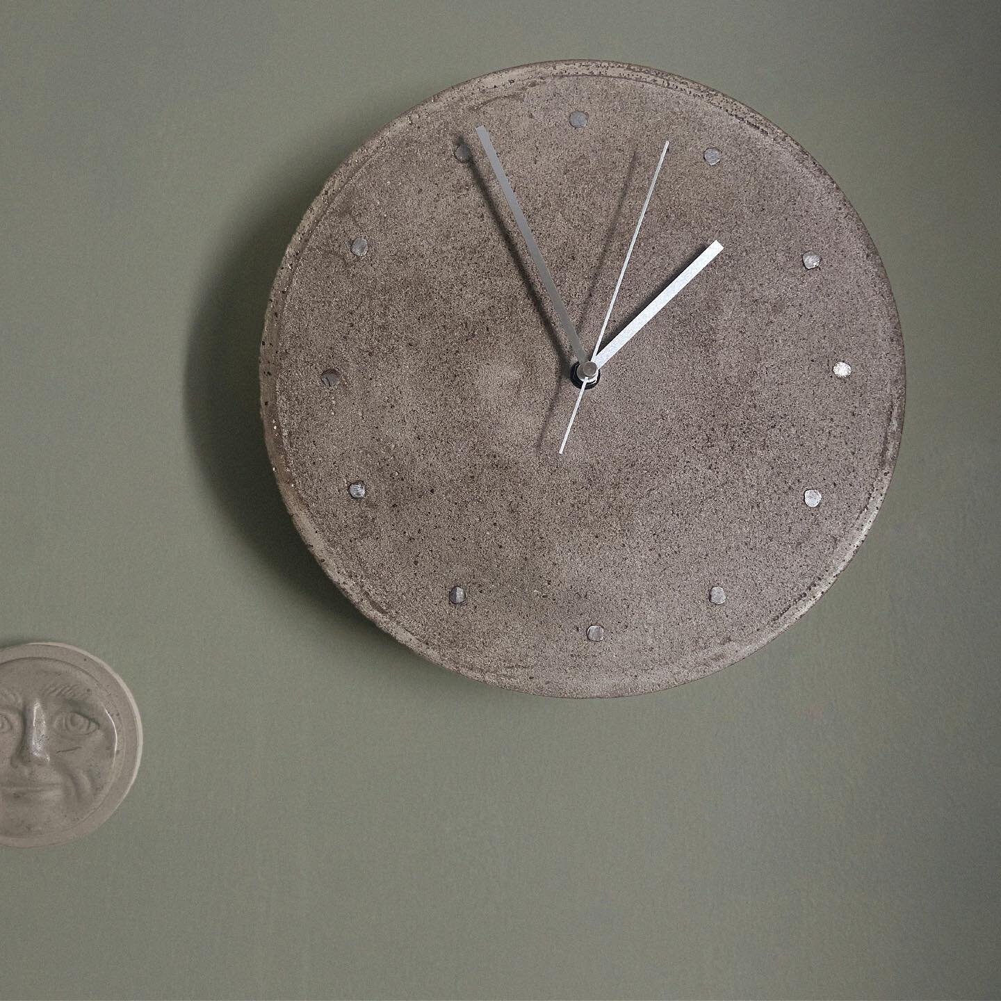 DEATH TO BORING WALLS&hellip;

The Monolith Wall Clock is an ode to Brutalist design, a pared back nod to industrial materials: brushed metal mechanisms, reclaimed rebar time signatures, and sustainably-focused concrete design. 

Comes with batteries