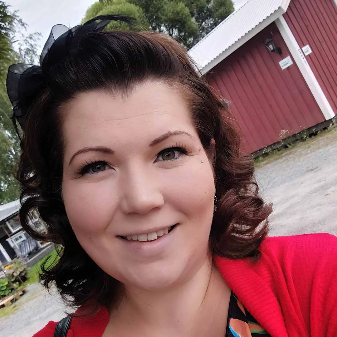 Verhoomo Aliinan yrittäjä Aliina Hirsimäki