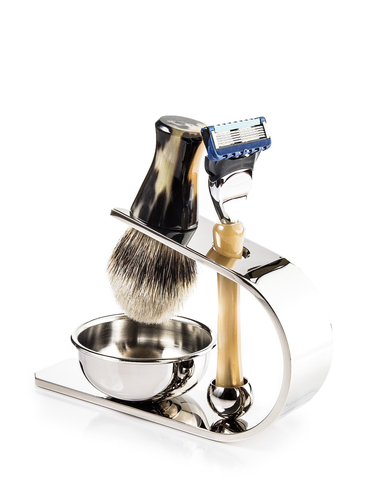 Genuine horn shaving set with Fusion razor
