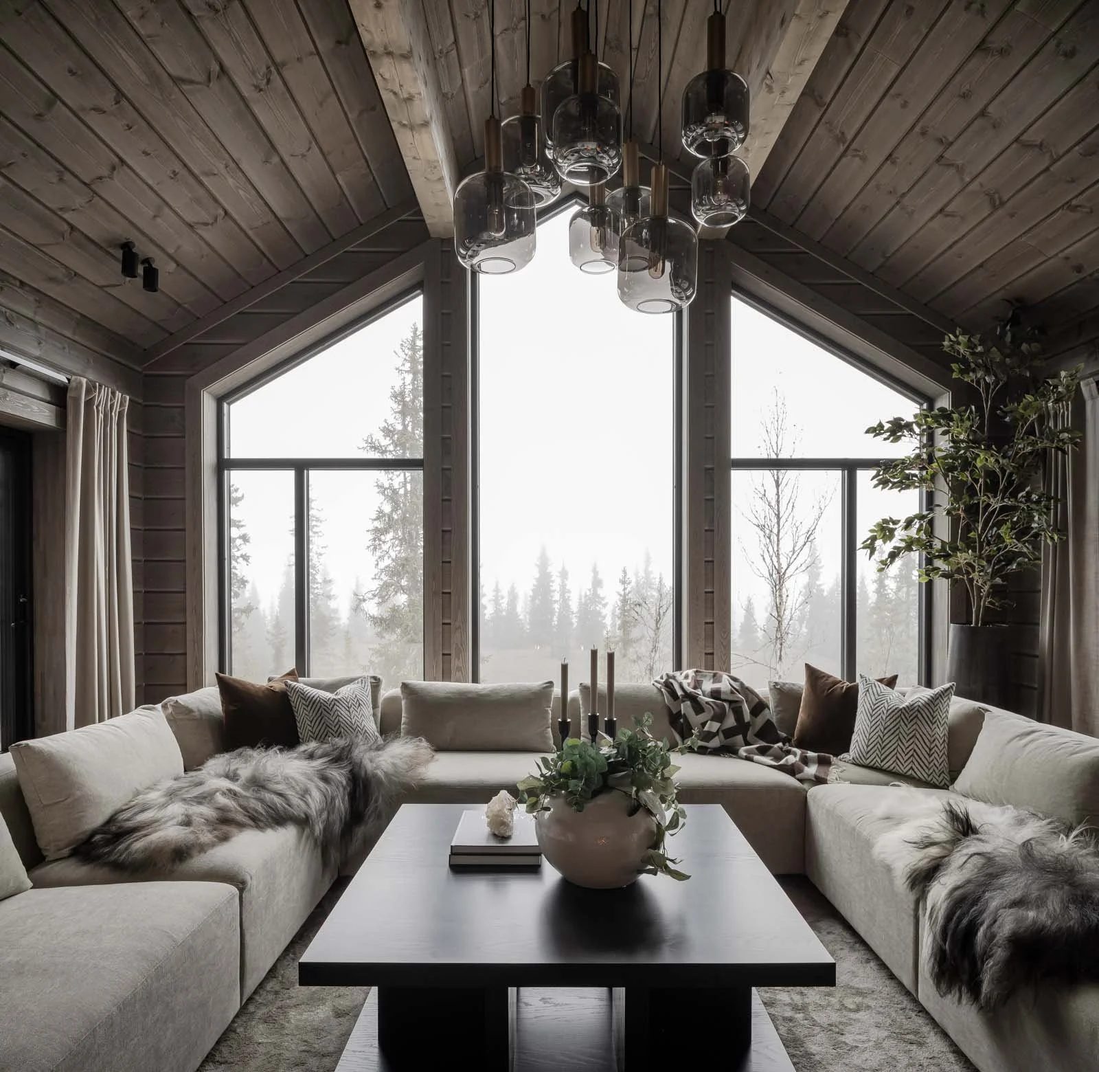 Oj-svinslåvegen 169-205-Pano.jpg