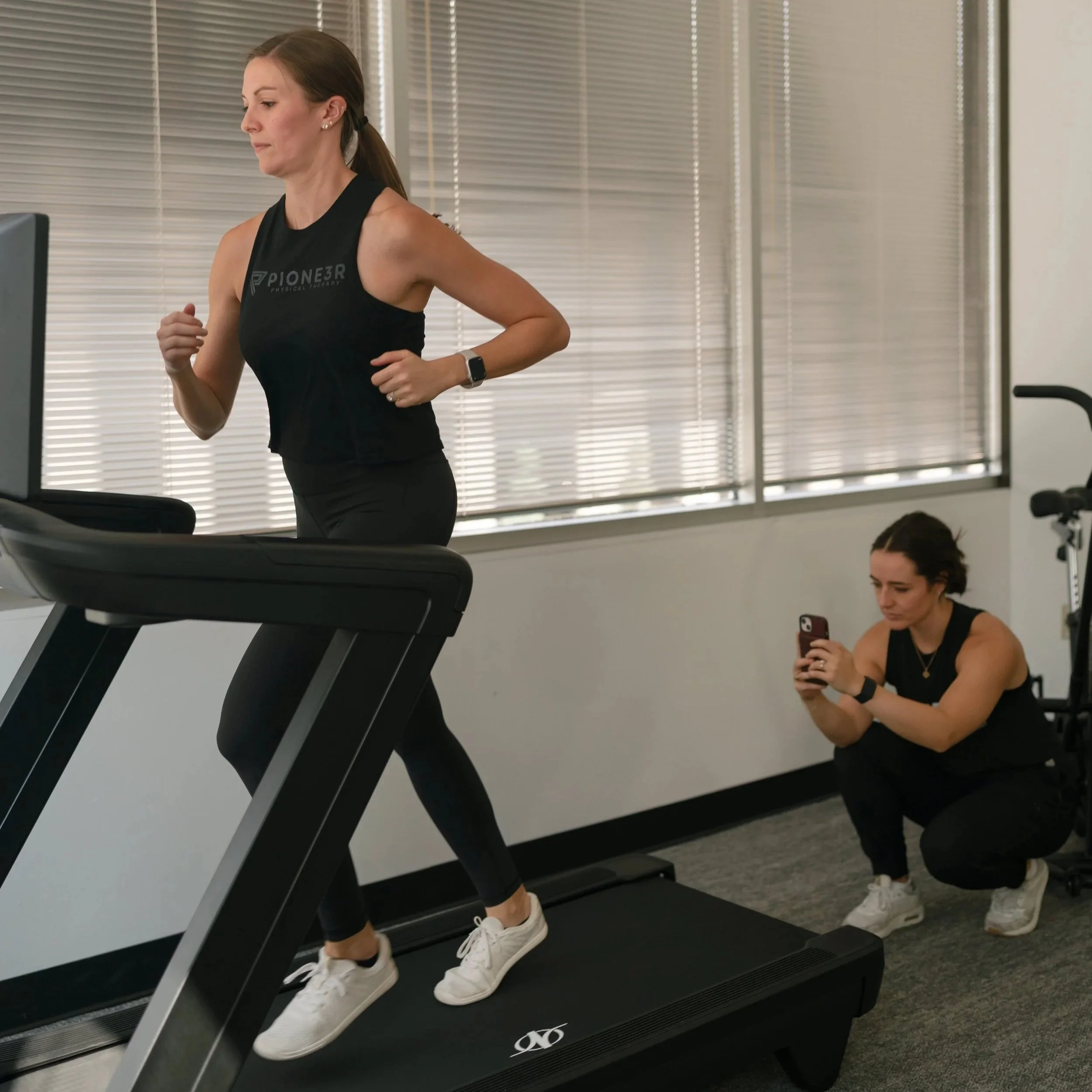 How to Choose the Right Physical Therapy Provider in Houston: An Innovative Guide for Pelvic Floor, Performance &amp; CrossFit