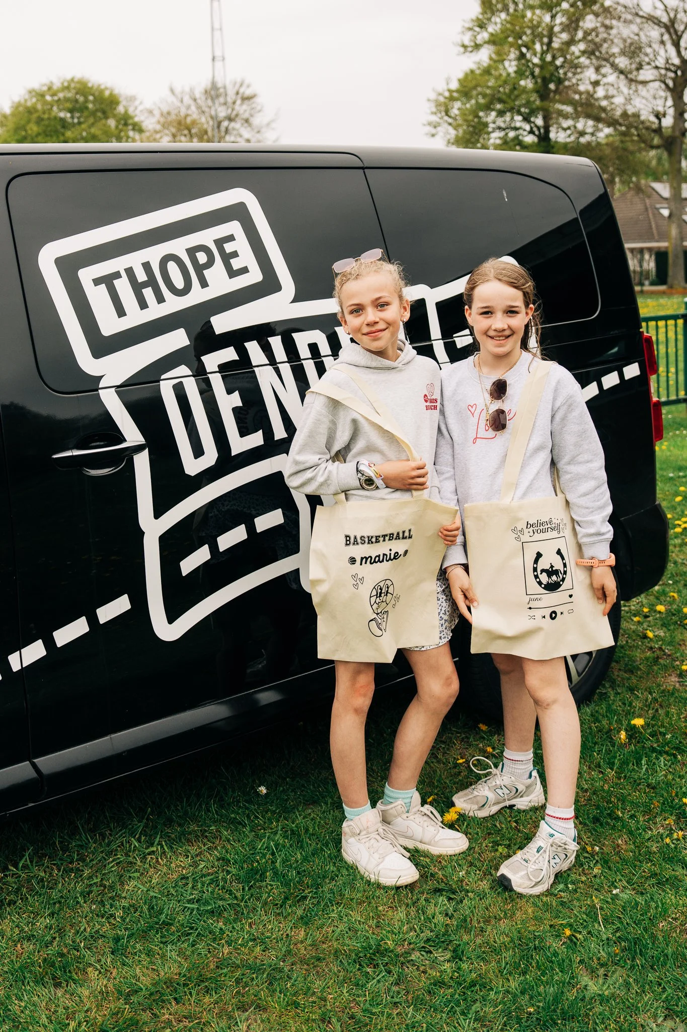 2026-04-15 Thope Oenderboane Loppem Totebags (32 van 32).jpg