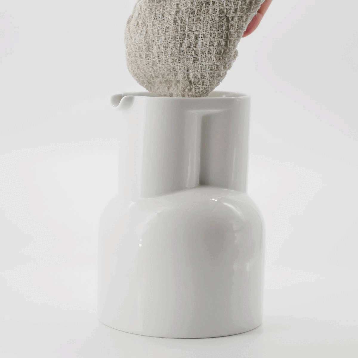 clean_jug2.gif