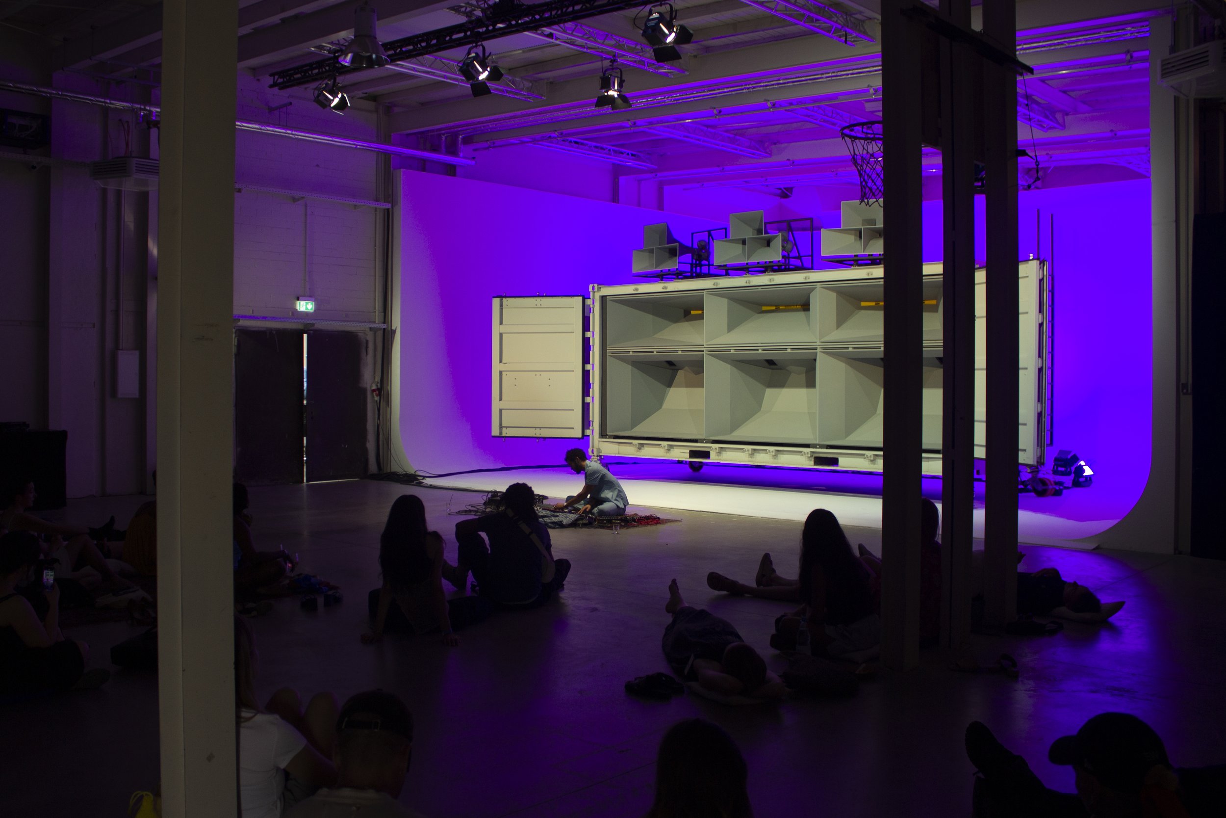 Hallen4_©DevidGualandris_Performances_32.jpg