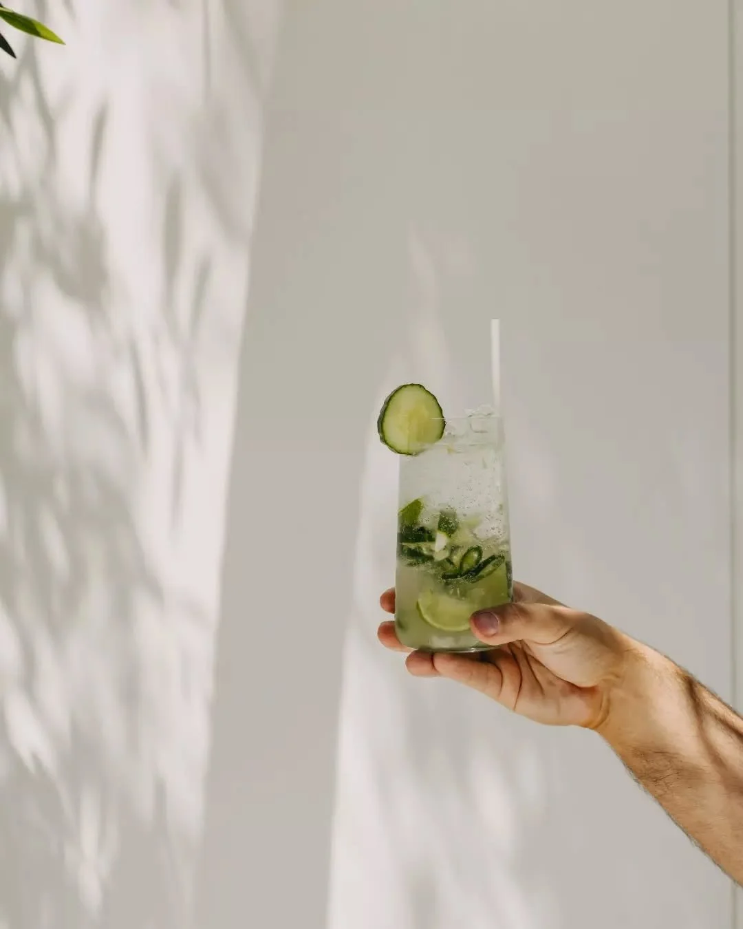 Start your week right with a cocktail at the Farmhouse. Good drinks, great company and all the good vibes, the perfect Monday pick-me-up. 🍹✨

Join us, link in bio.