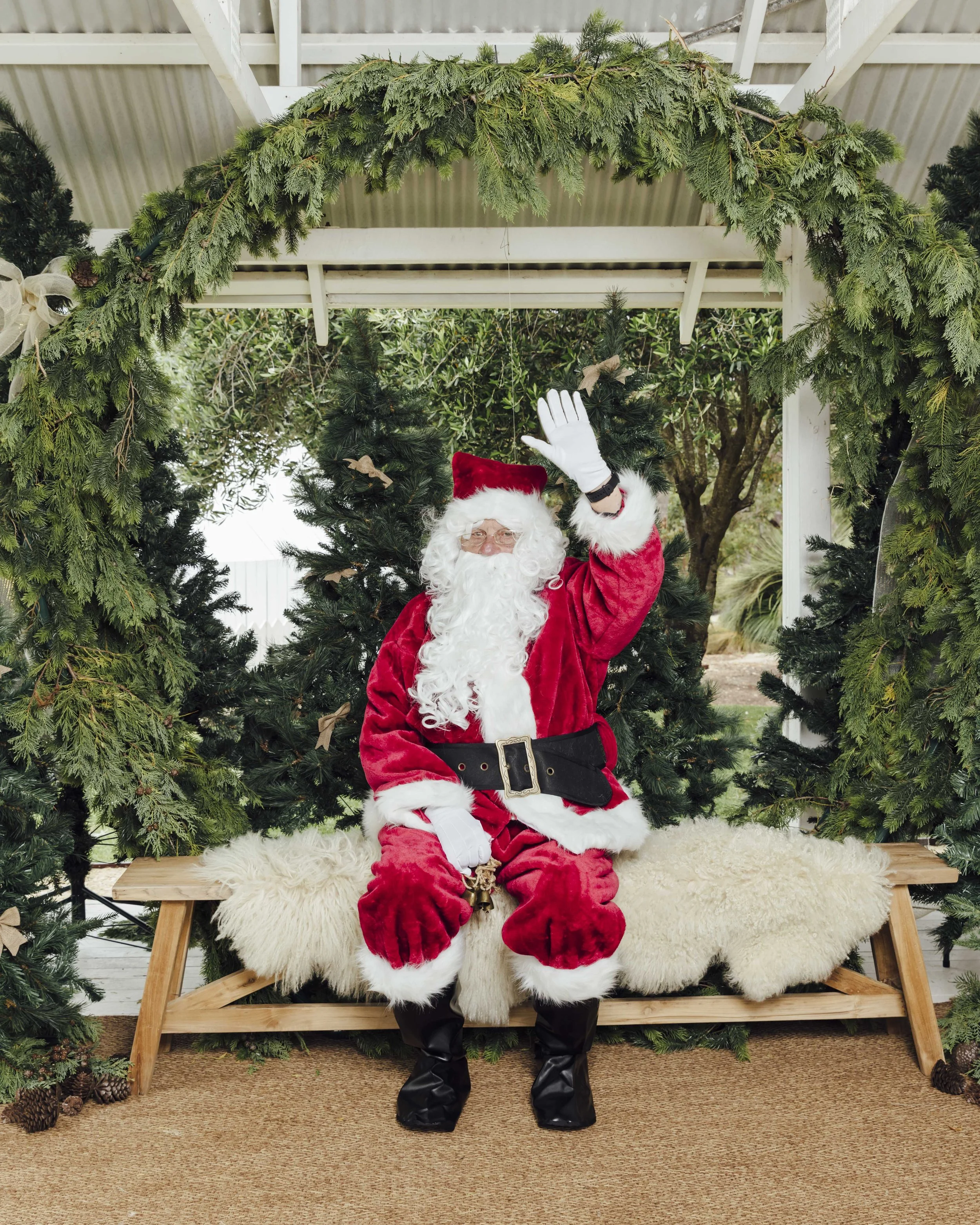 LL-MEELUPFARMHOUSE-XMAS-10 (1).jpg