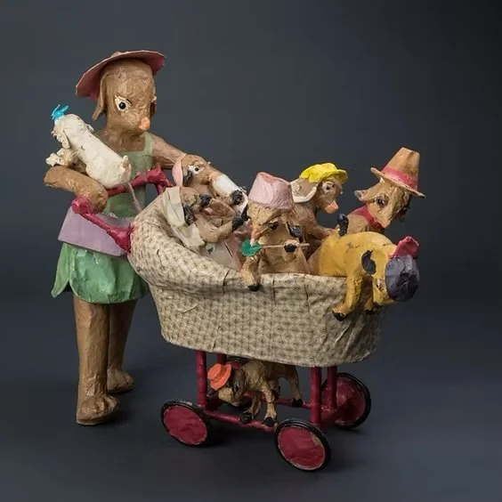  Highlighting Women, Honoring History