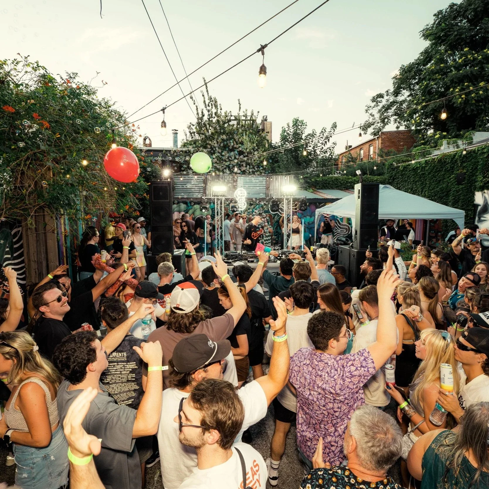 The Groove Garden: HoneyLuv