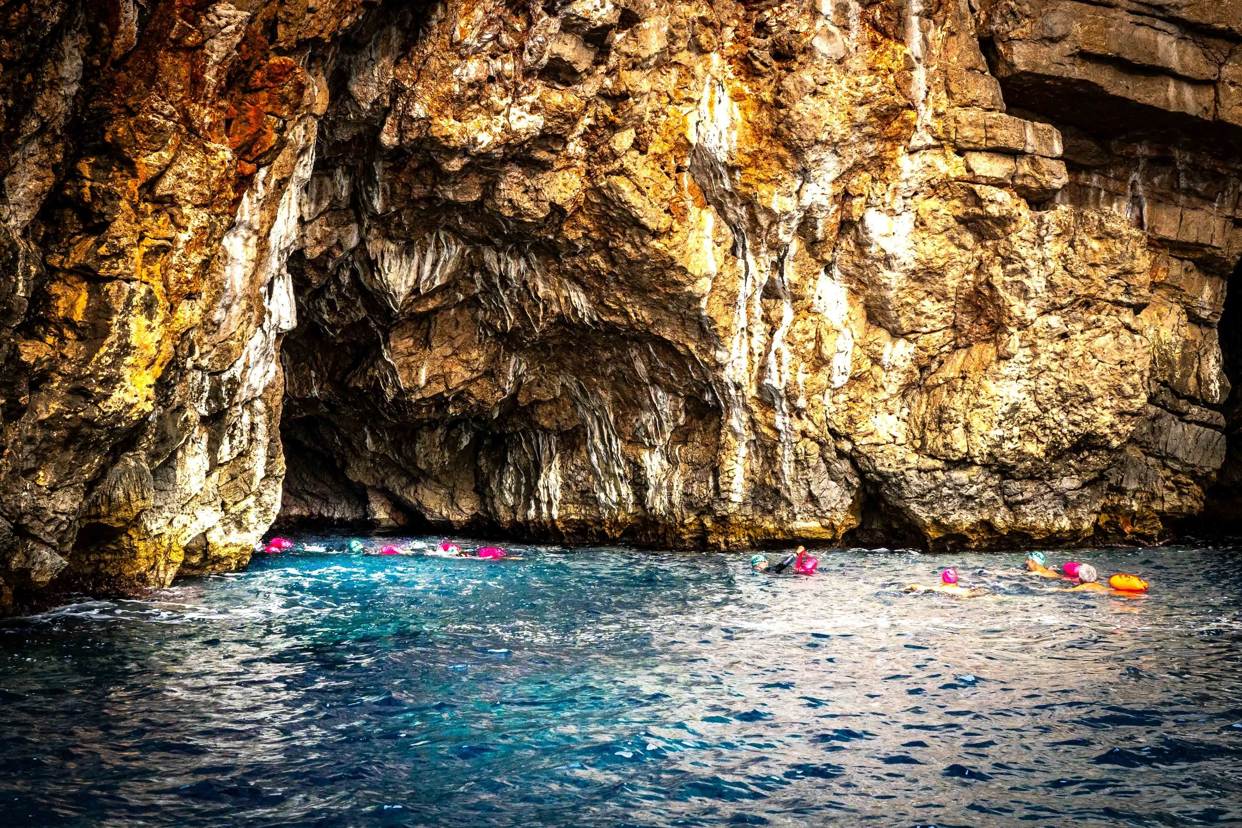 JohnRossSvensson_UltraSwim333_ #10Montenegro_Precamp_Utvald-3.jpg