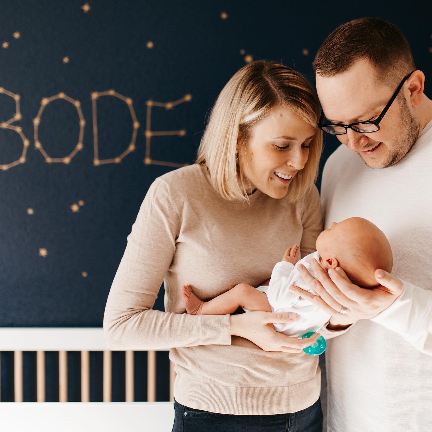 We offer newborn sessions in your home! It doesn&rsquo;t need to be fancy (or clean 😉) just a few places with good window lighting and lots of baby cuddles.