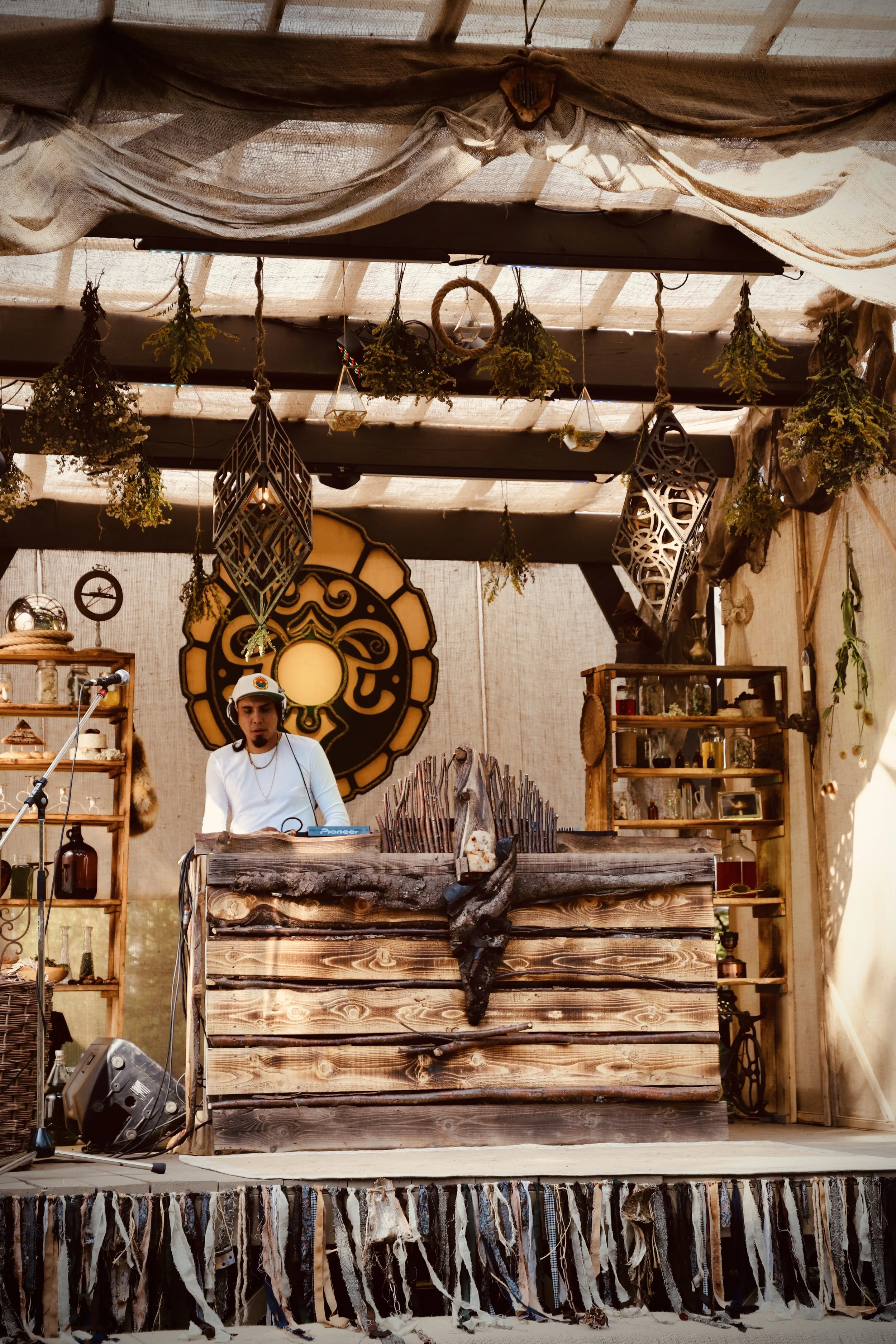 druid stage natural earth music festival wood burned art installation turtle dance magic dj music