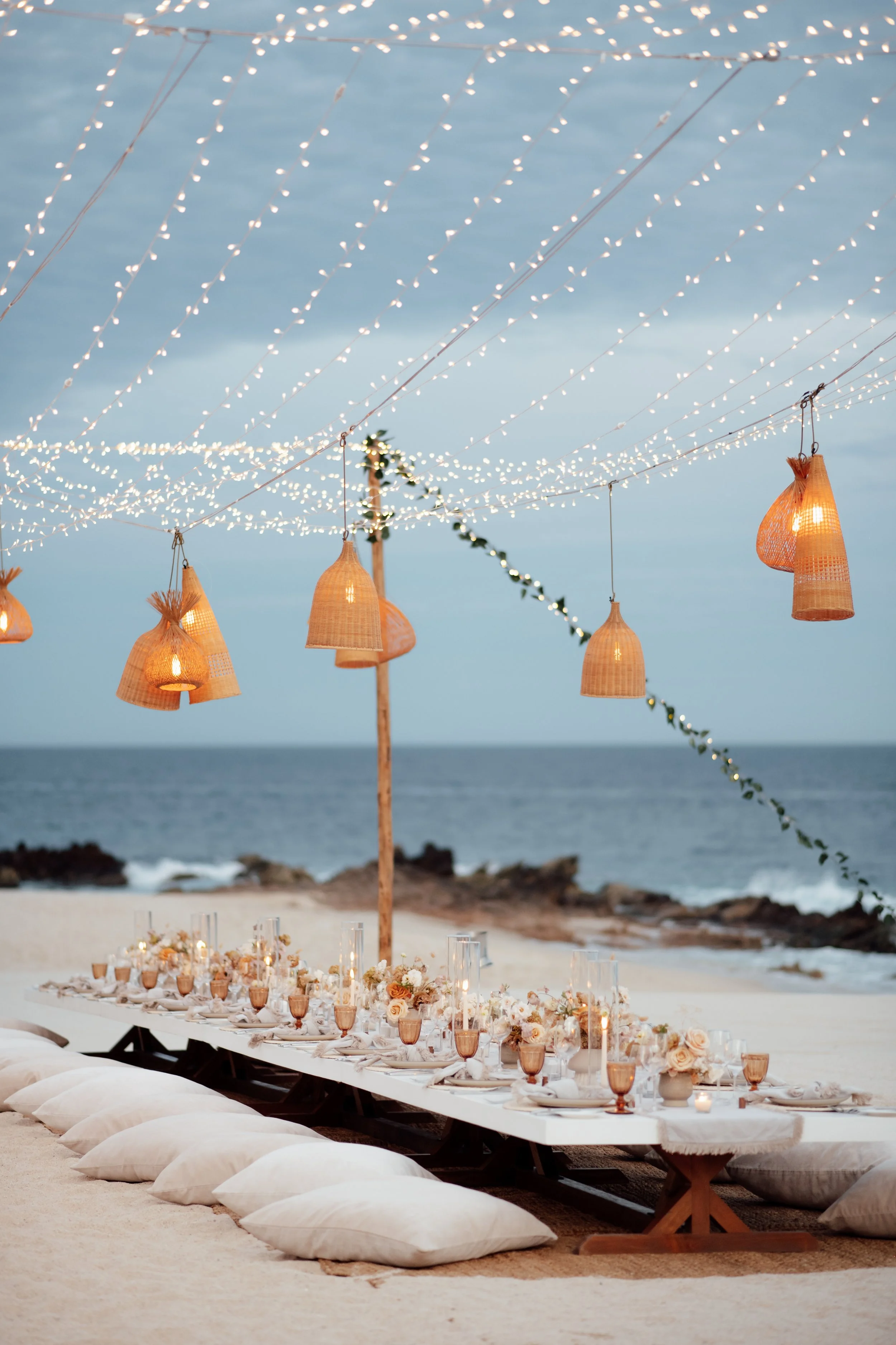 Palmillasetupbirthdaypartybeach:MKD102.jpg