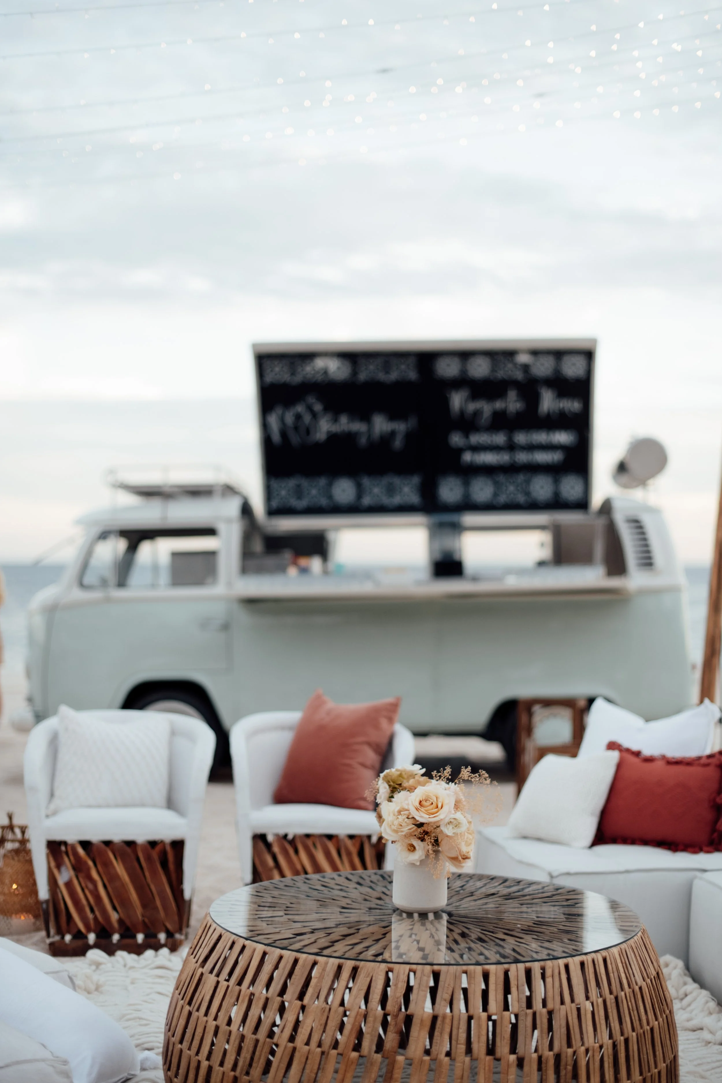 Palmillasetupbirthdaypartybeach:MKD039.jpg