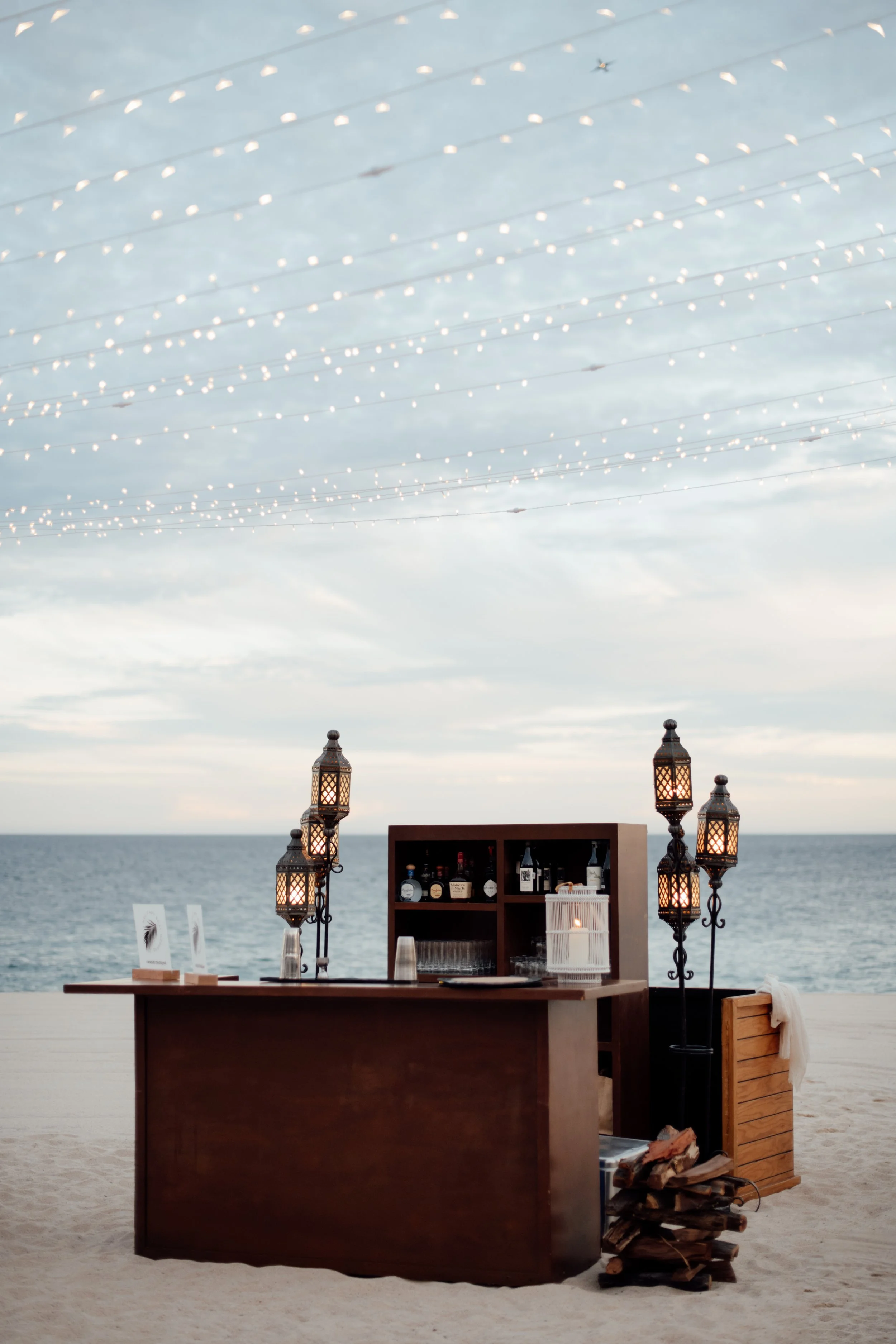 Palmillasetupbirthdaypartybeach:MKD046.jpg