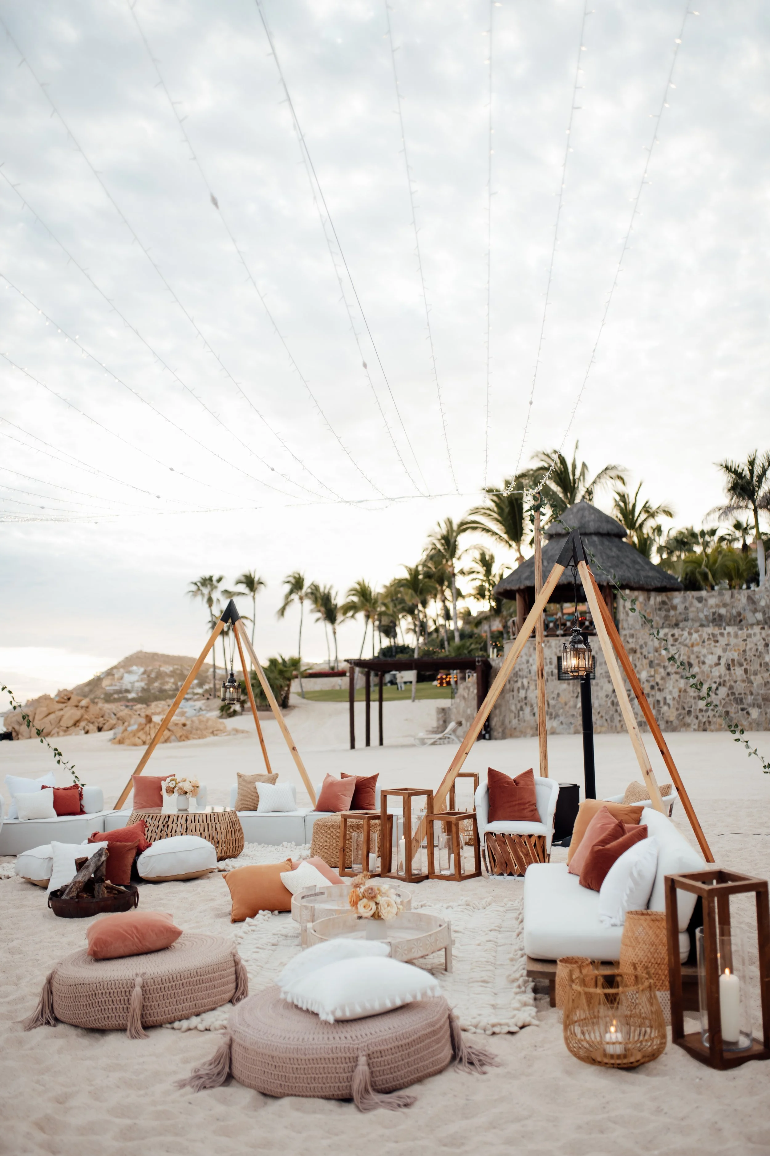 Palmillasetupbirthdaypartybeach:MKD009.jpg