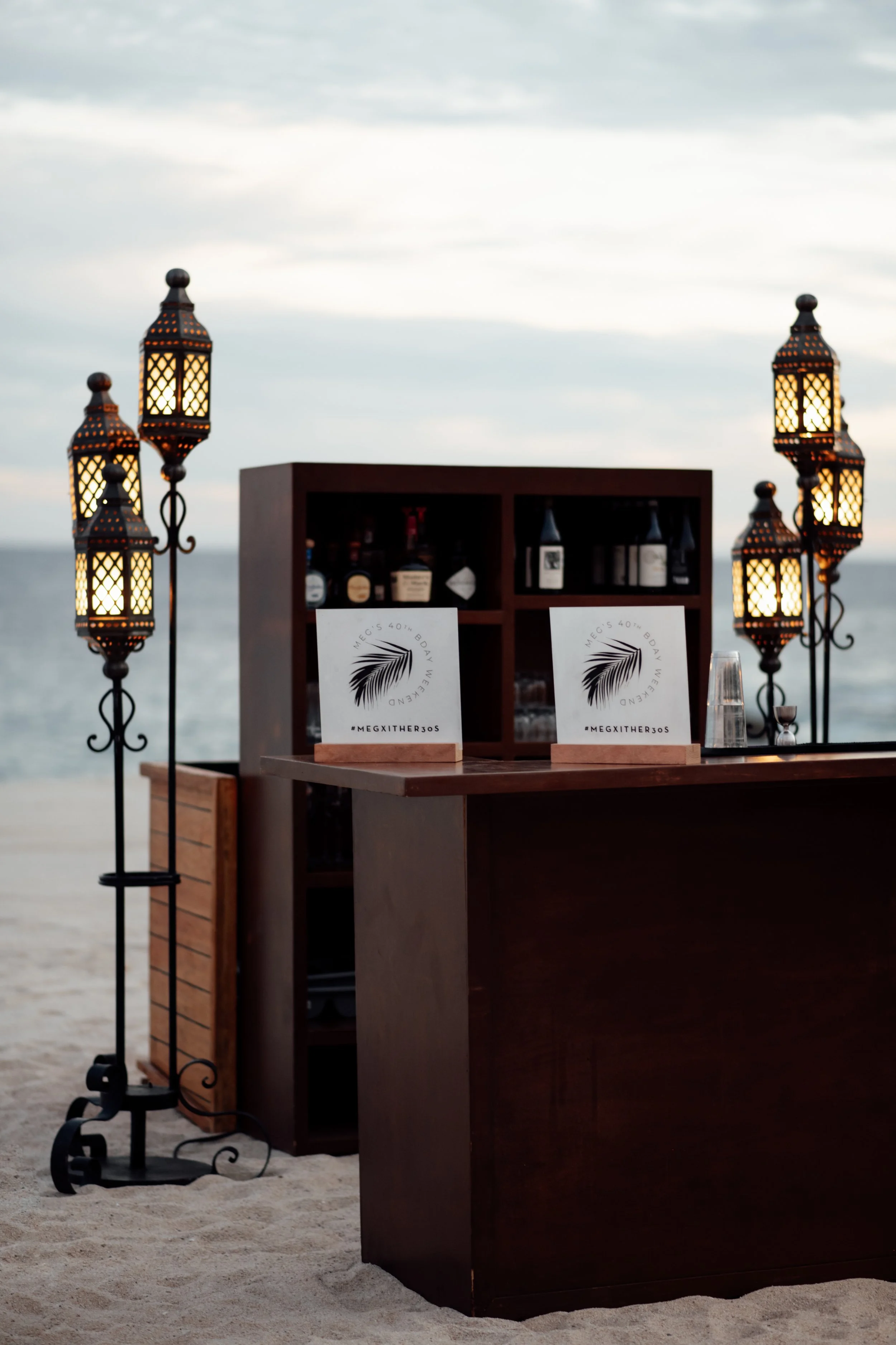 Palmillasetupbirthdaypartybeach:MKD096.jpg