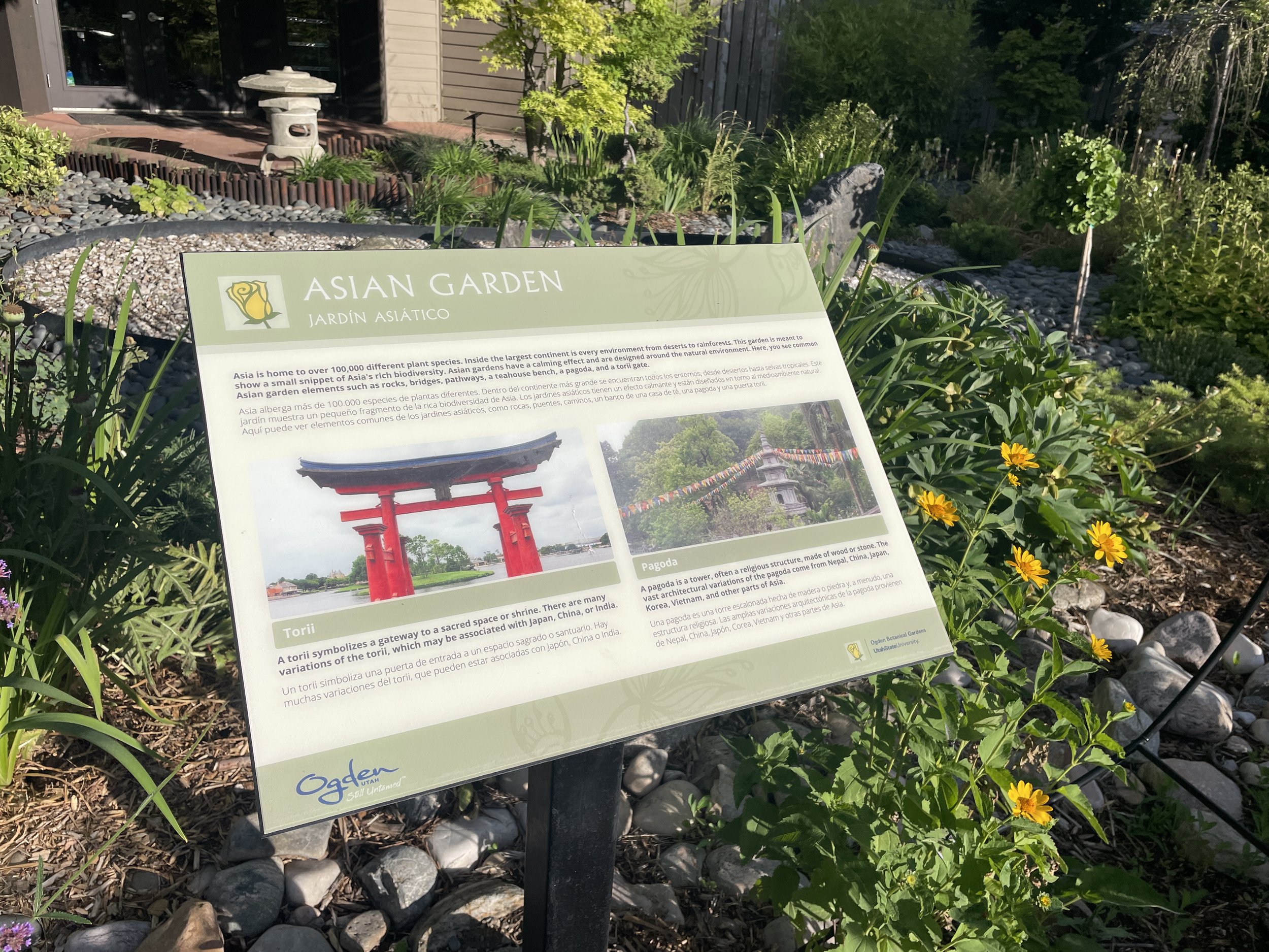 The Evolution of Historical Markers: From Bronze Plaques to Modern Outdoor Interpretive Panels