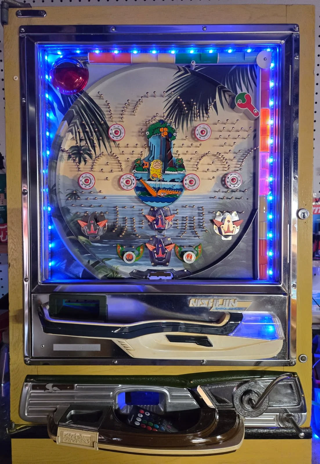 PACHINKO PALM.jpg