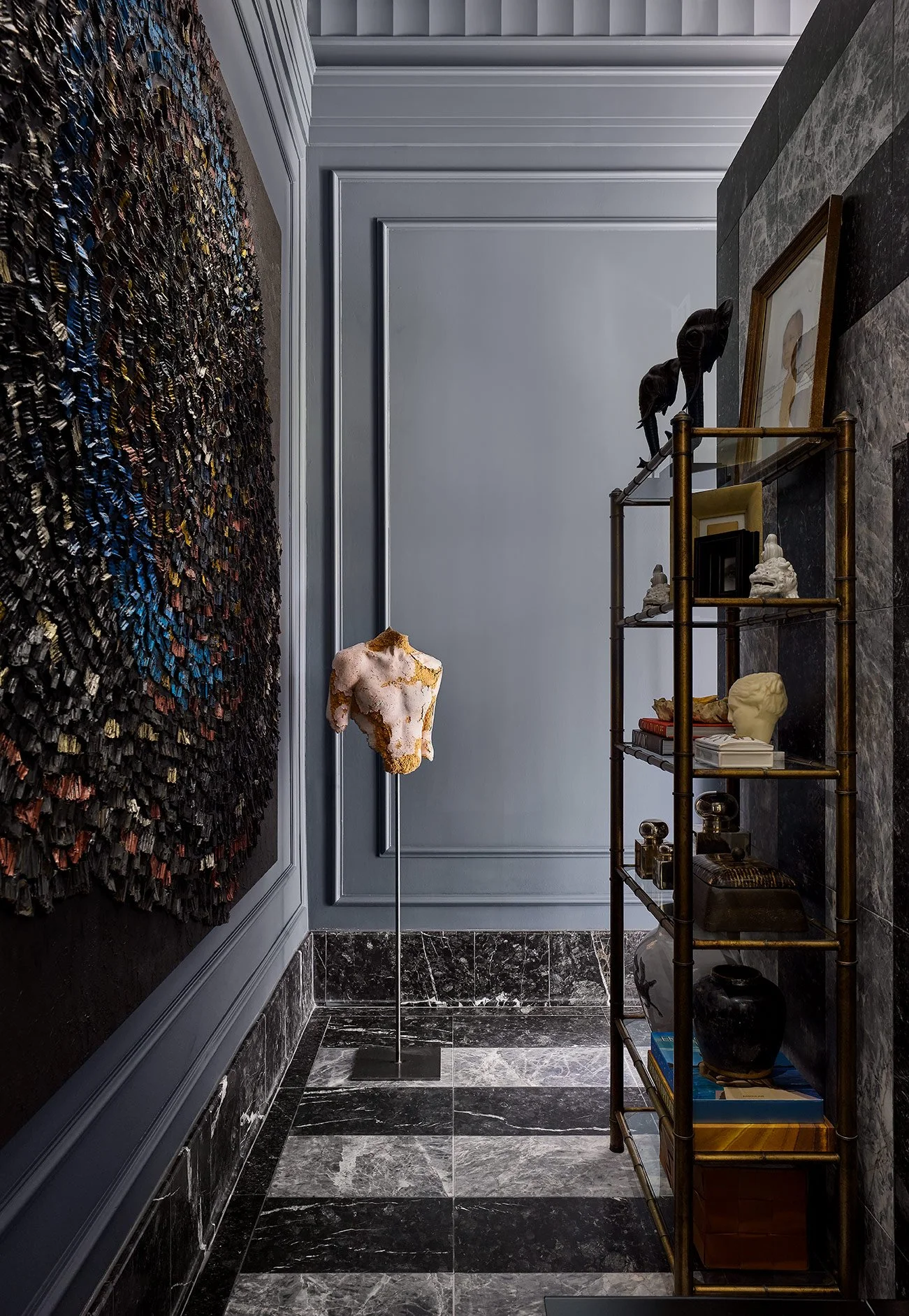 Mondi, Luxury Design, Dressing Room, Kips Bay Show House, Kips Bay, Chicago, Denver, Palm Beach, Luxury Residential Interior Design, Luxury Interior Design Firm, Moden, Renovation, Moody, Edgy, Materials Bespoke Stone + Tile