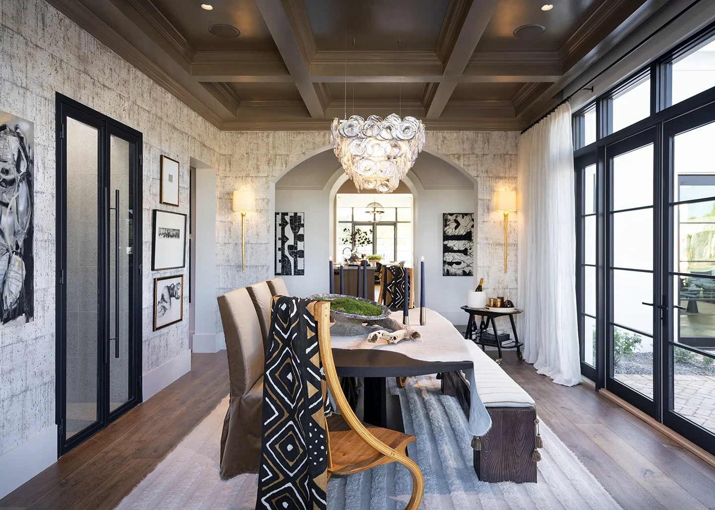 Mondi, Luxury, Chicago, Illinois, Denver, Colorado, Residential Interior Design, Interior Designer, Design Firm, Renovation, Modern, Paradise Valley, Arizona, Show House, Dining Room, Bench Seating, Wallpaper, Natural Wood, Mixed Materials