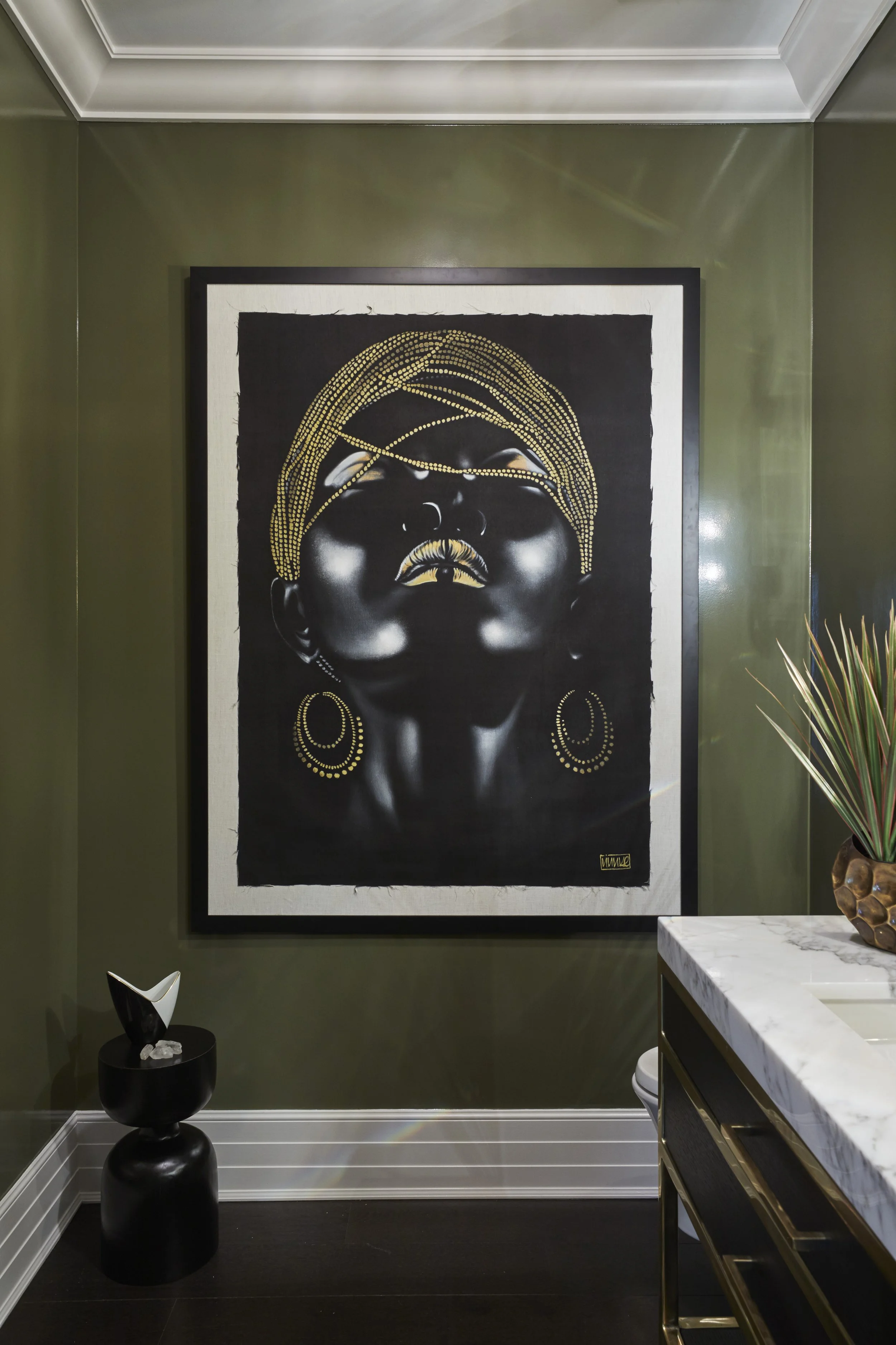 Mondi, Luxury, Chicago, Illinois, Denver, Colorado, Residential Interior Design, Interior Designer, Design Firm, Renovation, Modern, Statement Art