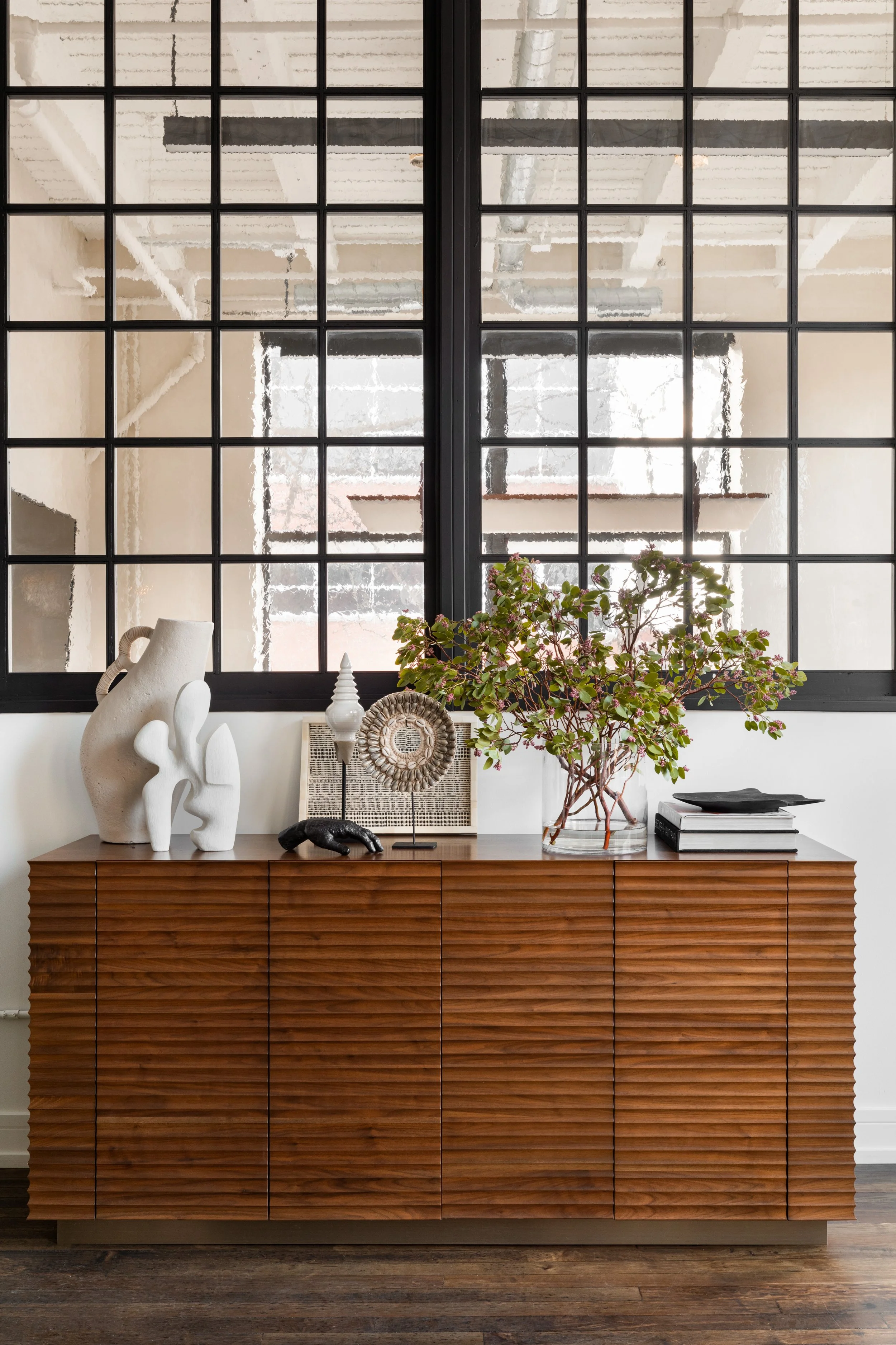 Mondi, EnVie, Bespoke, Custom, Denver, Chicago, Modern, Angelique, Fluted Console, Console, Wood