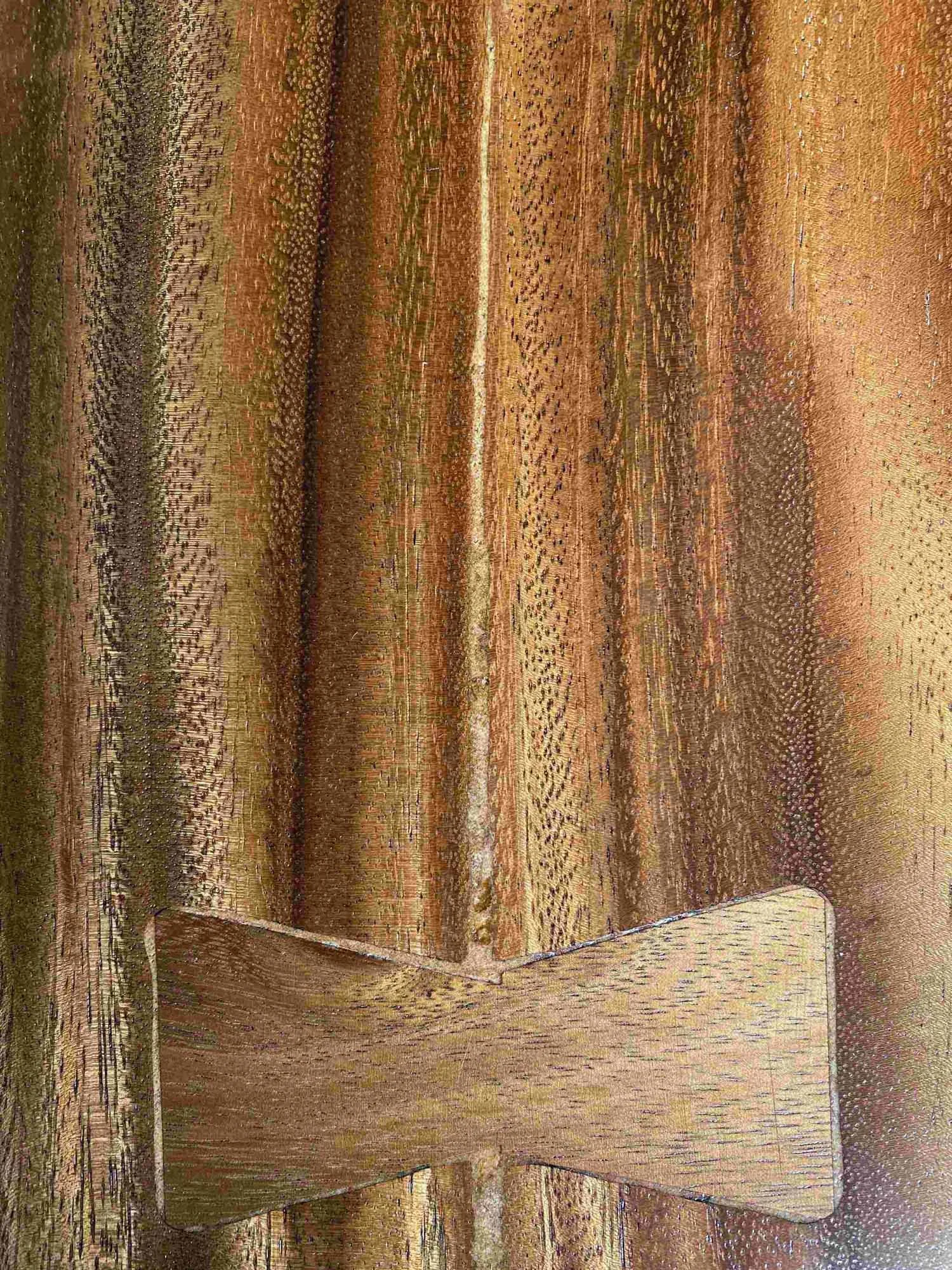 live-edge-dining-table-1980-long-butterfly-joint-detail.jpg
