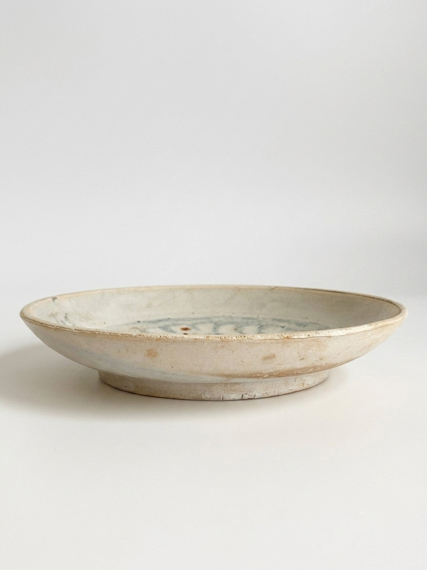 tek-sing-shipwreck-porcelain-dish-side-profile.jpg