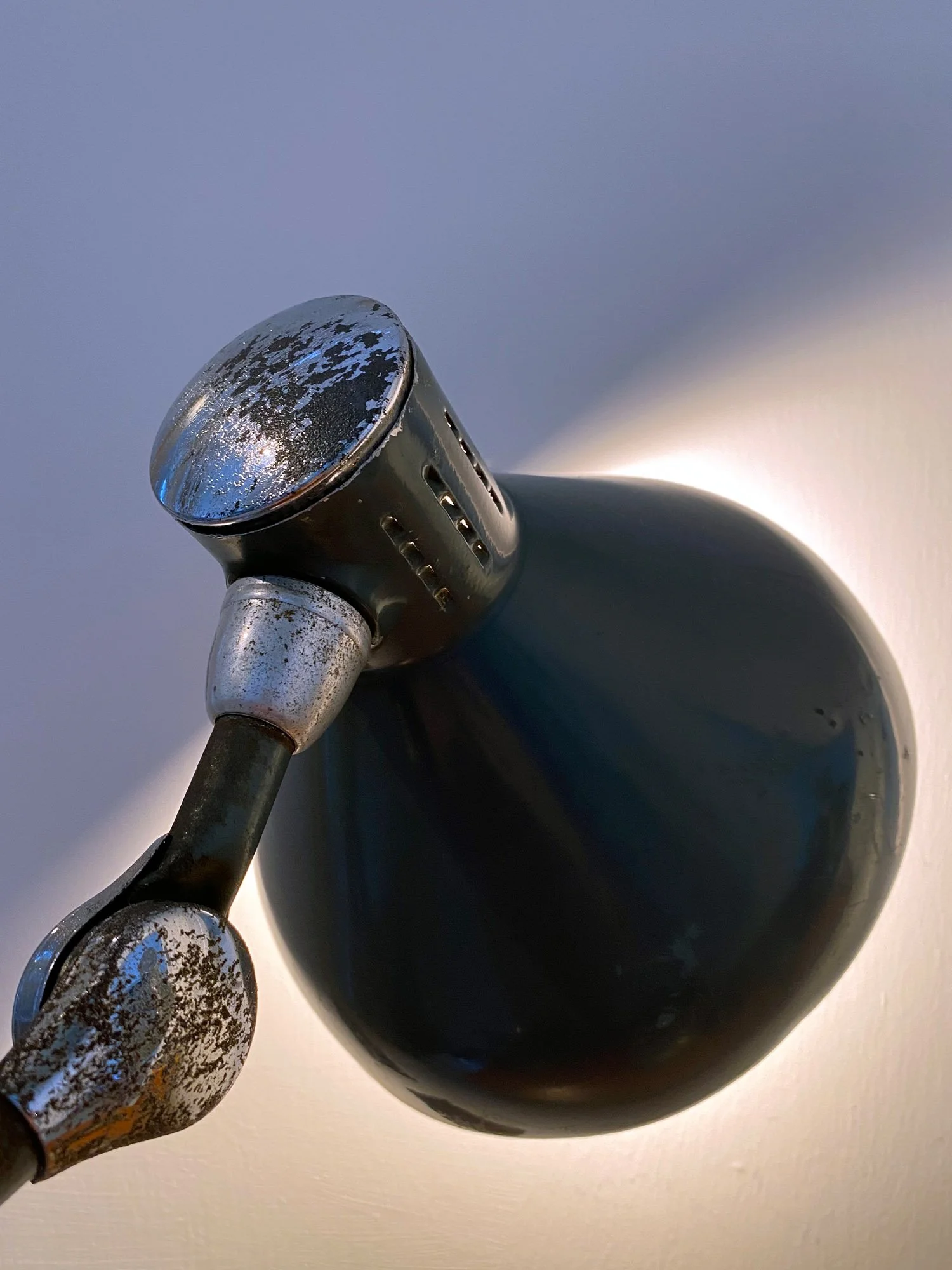 vintage-perriand-lamp-articulation-joint-chrome.jpg