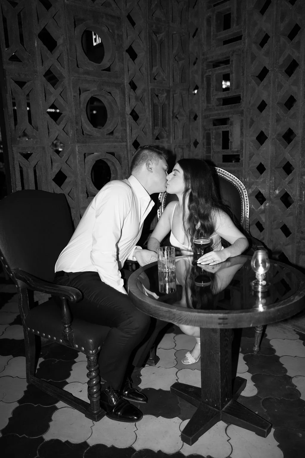 Esquire Tavern San Antonio engagement photos-66.jpg