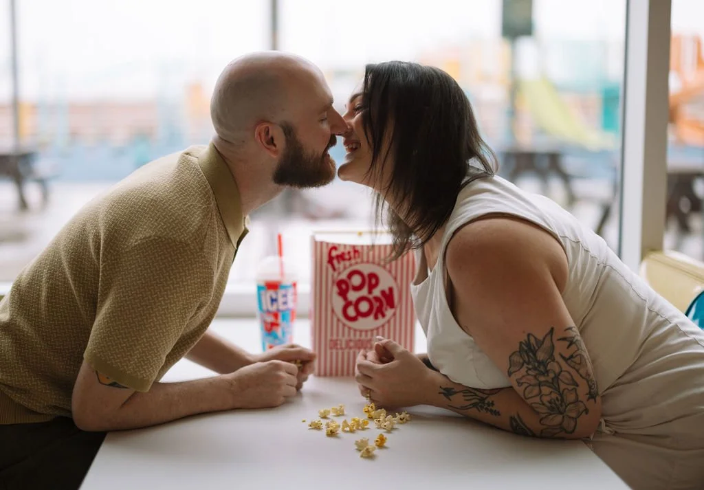 Stars and Stripes Drive In Theatre San Antonio engagement photos-26.jpg