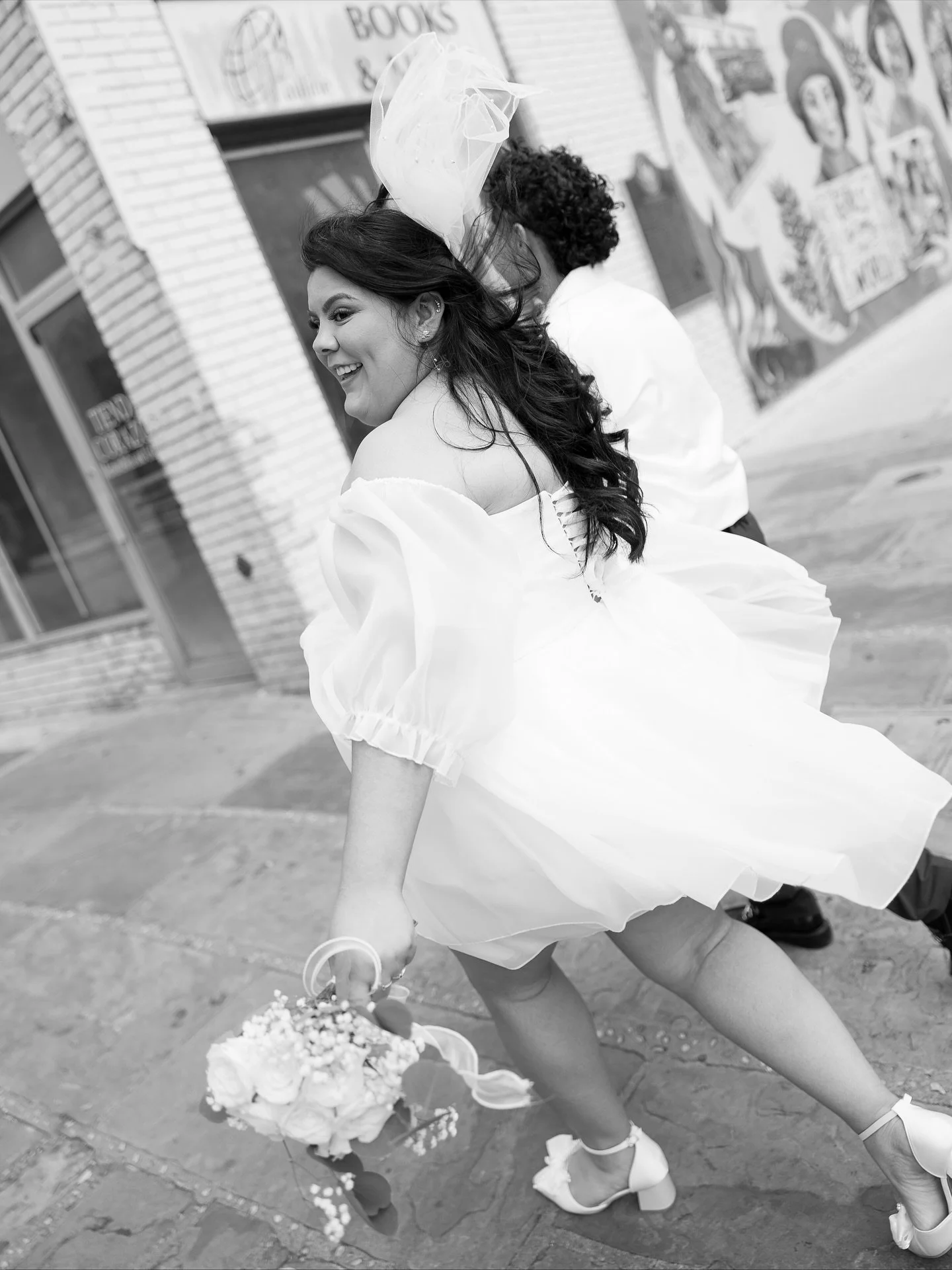 Odalys + Caro | 10.9.25 🕊️

Downtown San Antonio Elopement, LGBTQ Wedding Photographer, LGBTQ Wedding, San Antonio Wedding Photographer