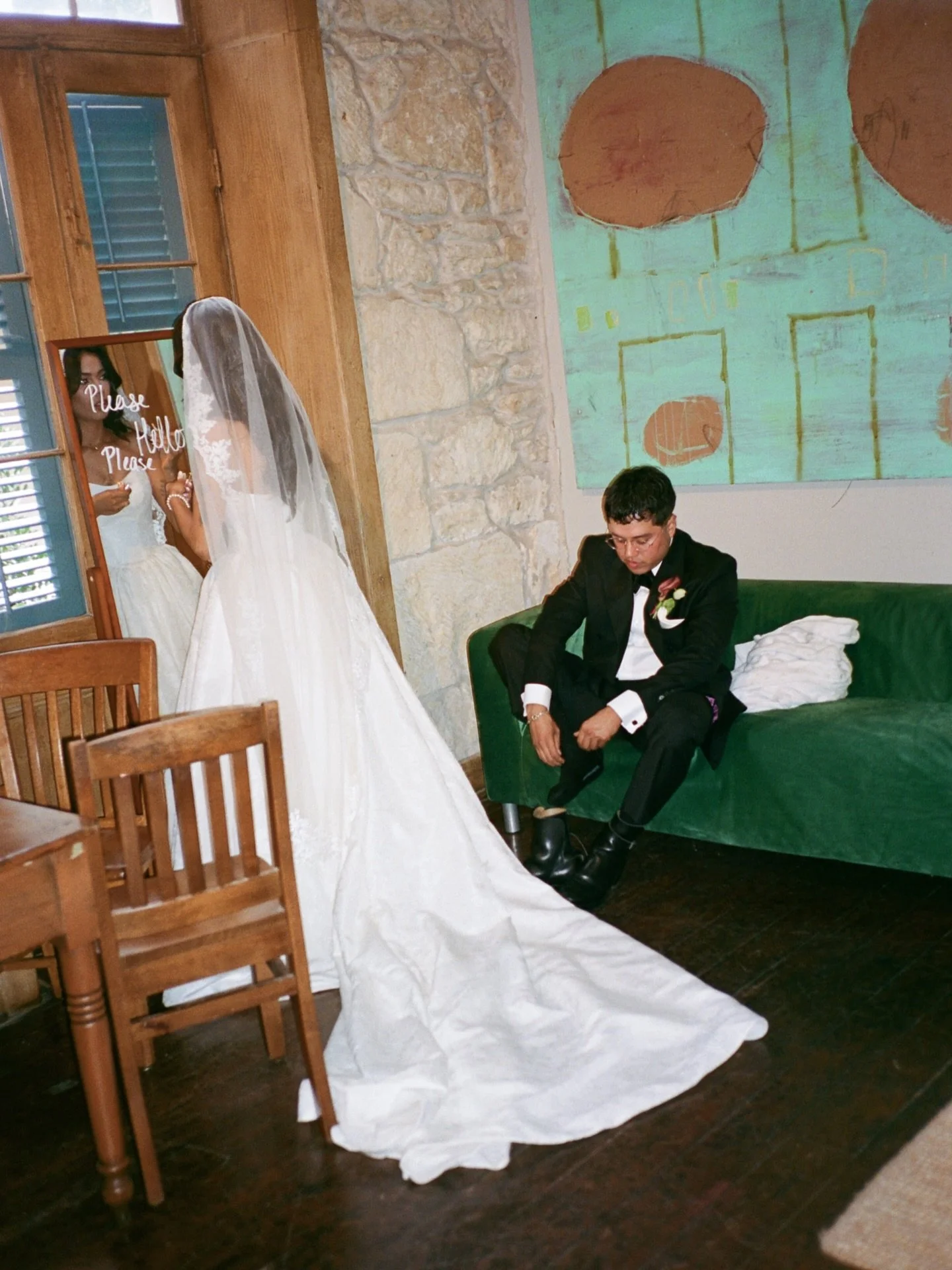 The Santiagos on film 🎞️✨ A day full of color and love at the beautiful Southwest School of Art 💗

San Antonio Wedding Photographer, San Antonio Wedding, Documentary Wedding Photographer, Wedding on Film, Wedding Film Photography